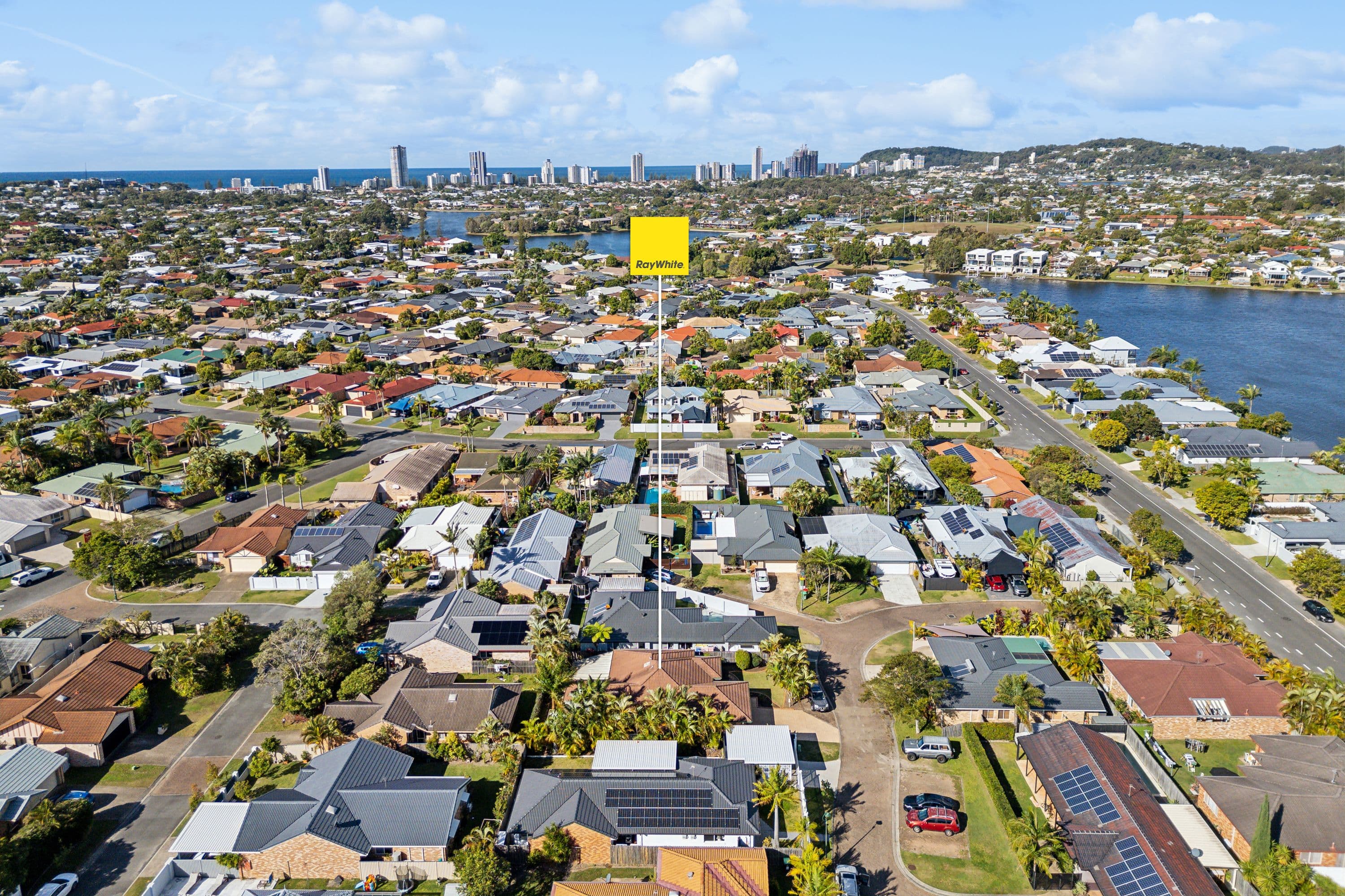 13 Thornbill Place, Burleigh Waters QLD 4220, Burleigh Waters - Thumbnail 2