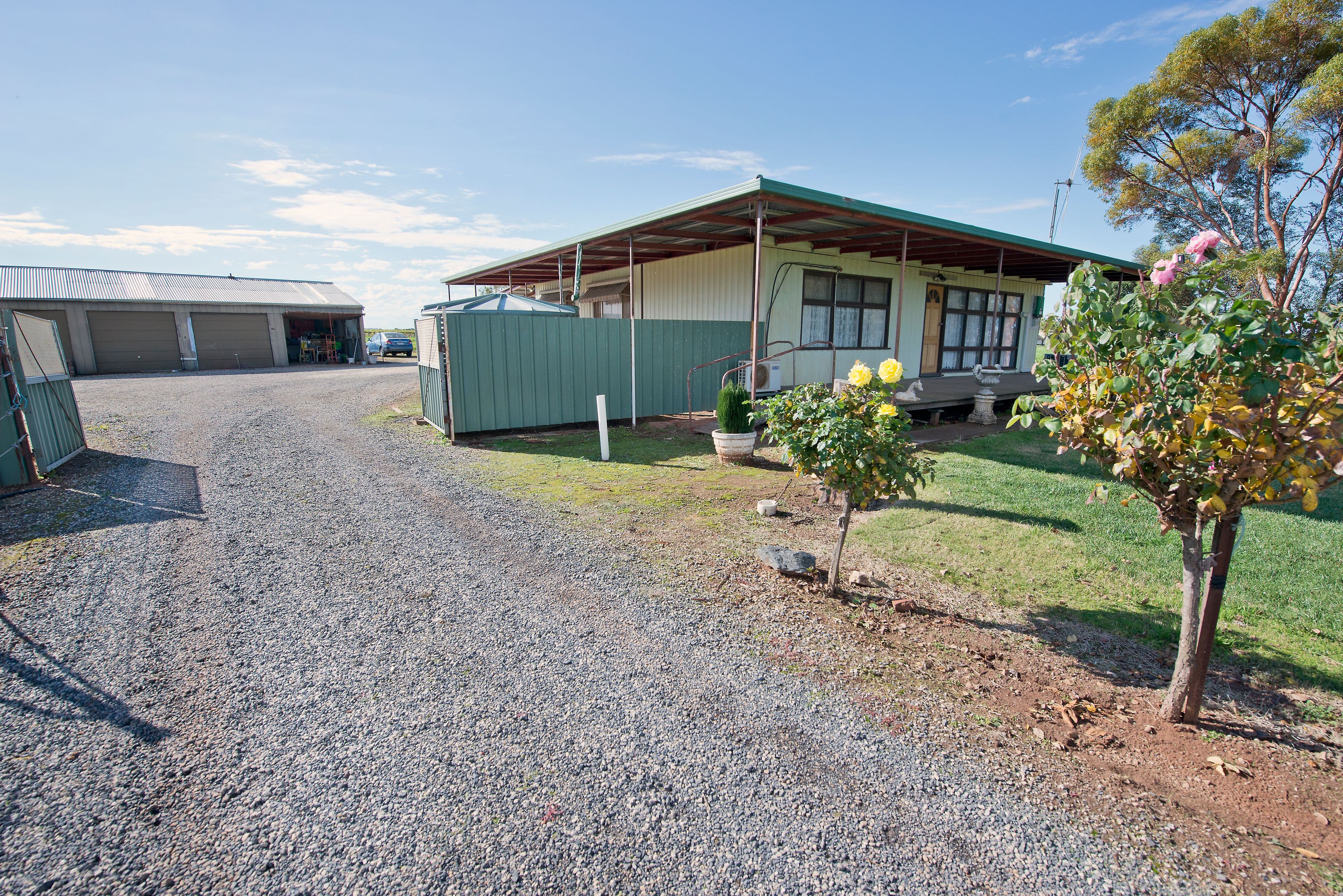 220 Lake Road, Woorinen VIC 3589, Woorinen - Thumbnail 2