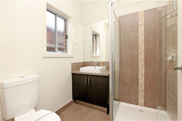 9 Clarendon Street, CRAIGIEBURN VIC 3064, Craigieburn - Thumbnail 7