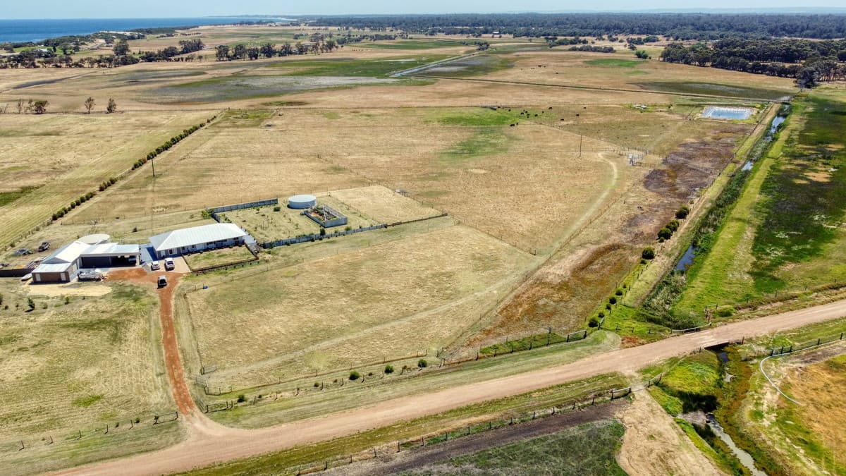 88 Edwards Road, Stirling Estate WA 6271, Stirling Estate - Thumbnail 4