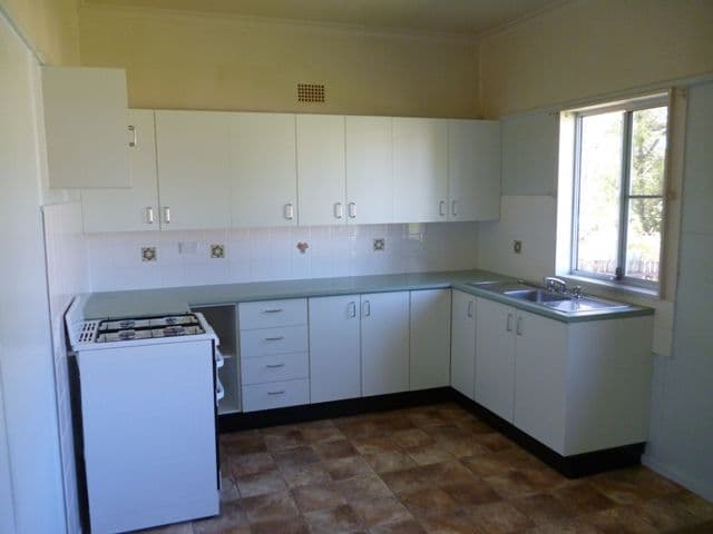 5 Moad Place, ORANGE NSW 2800, Orange - Thumbnail 2