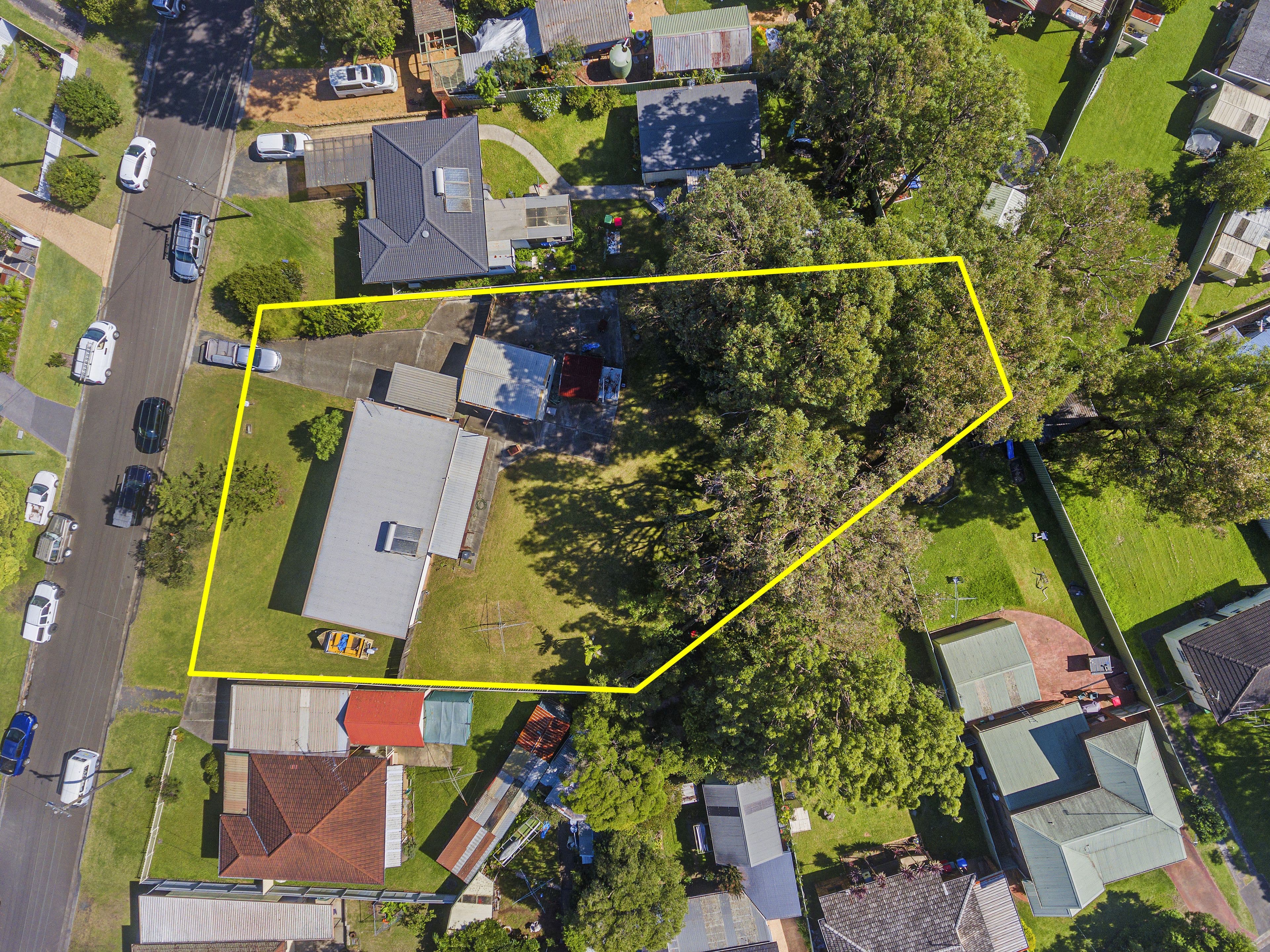 122-124 Barton Street, Oak Flats NSW 2529, Oak Flats - Image 1