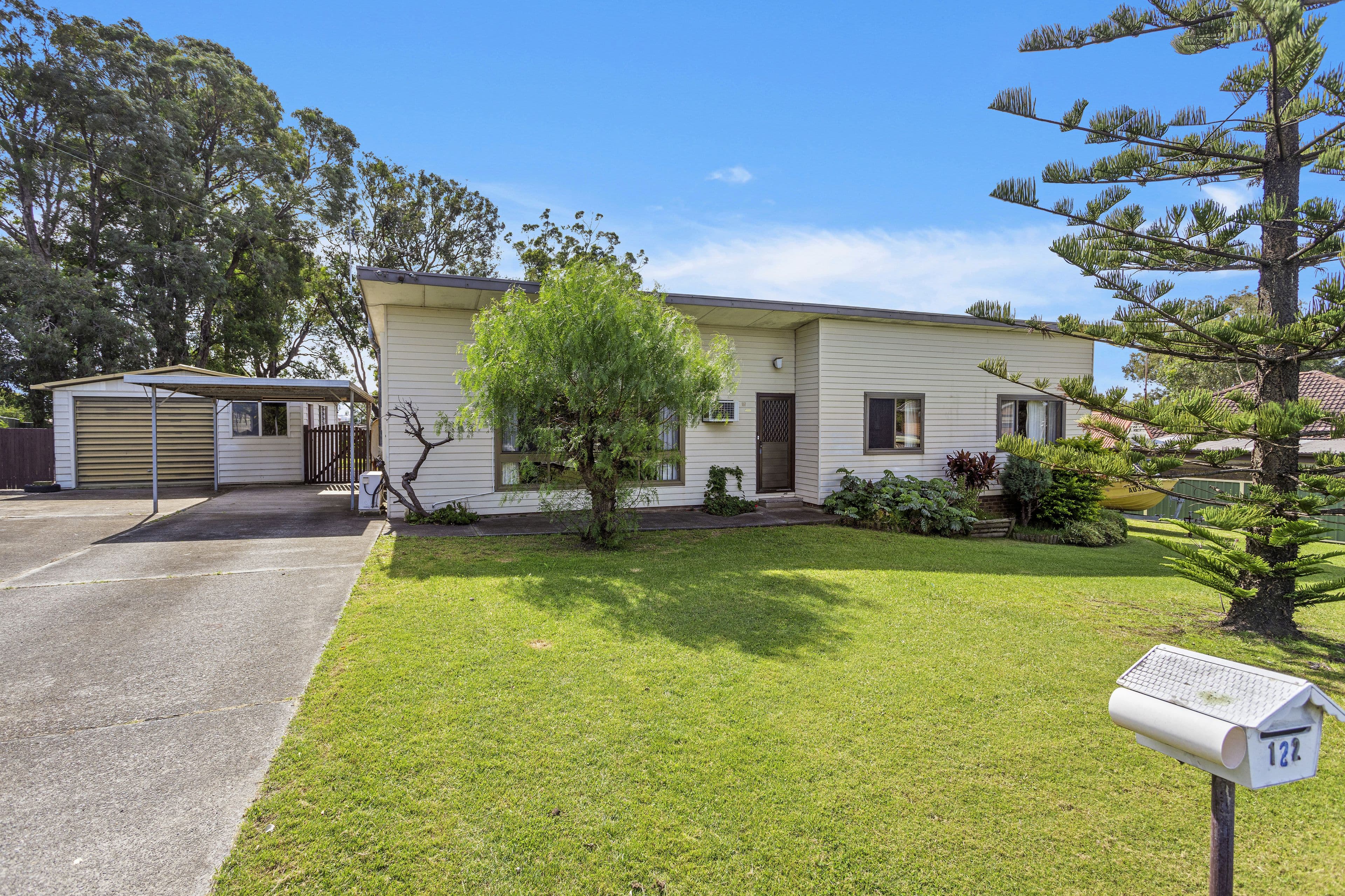 122-124 Barton Street, Oak Flats NSW 2529, Oak Flats - Thumbnail 2