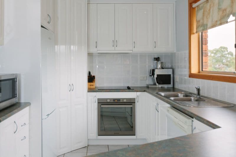 27 Freesia Crescent, KINGSTON TAS 7050, Kingston - Thumbnail 2