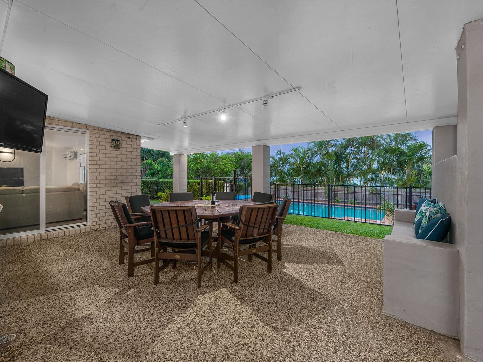 72 Casuarina Street, Bridgeman Downs QLD 4035, Bridgeman Downs - Thumbnail 3