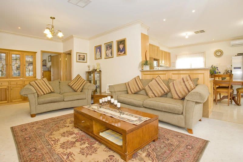 8 Maria Court, LARA VIC 3212, Lara - Thumbnail 2
