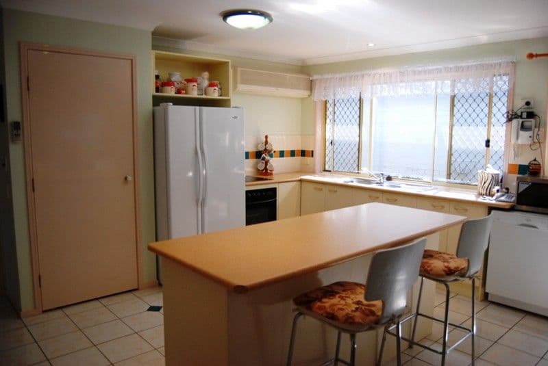 4 Griffith Court, FOREST LAKE QLD 4078, Forest Lake - Thumbnail 3