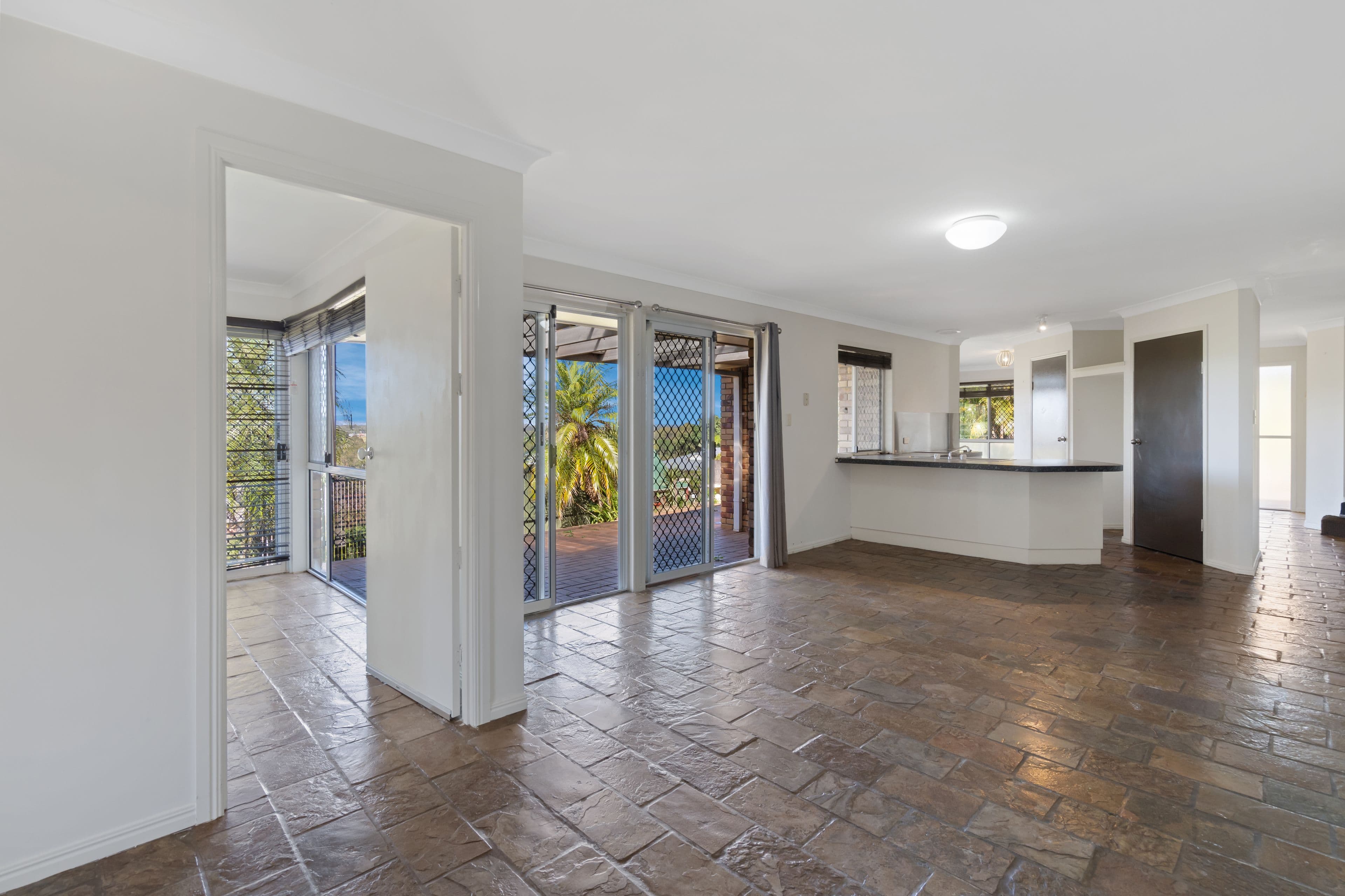26 Andromeda Avenue, Tanah Merah QLD 4128, Tanah Merah - Thumbnail 4