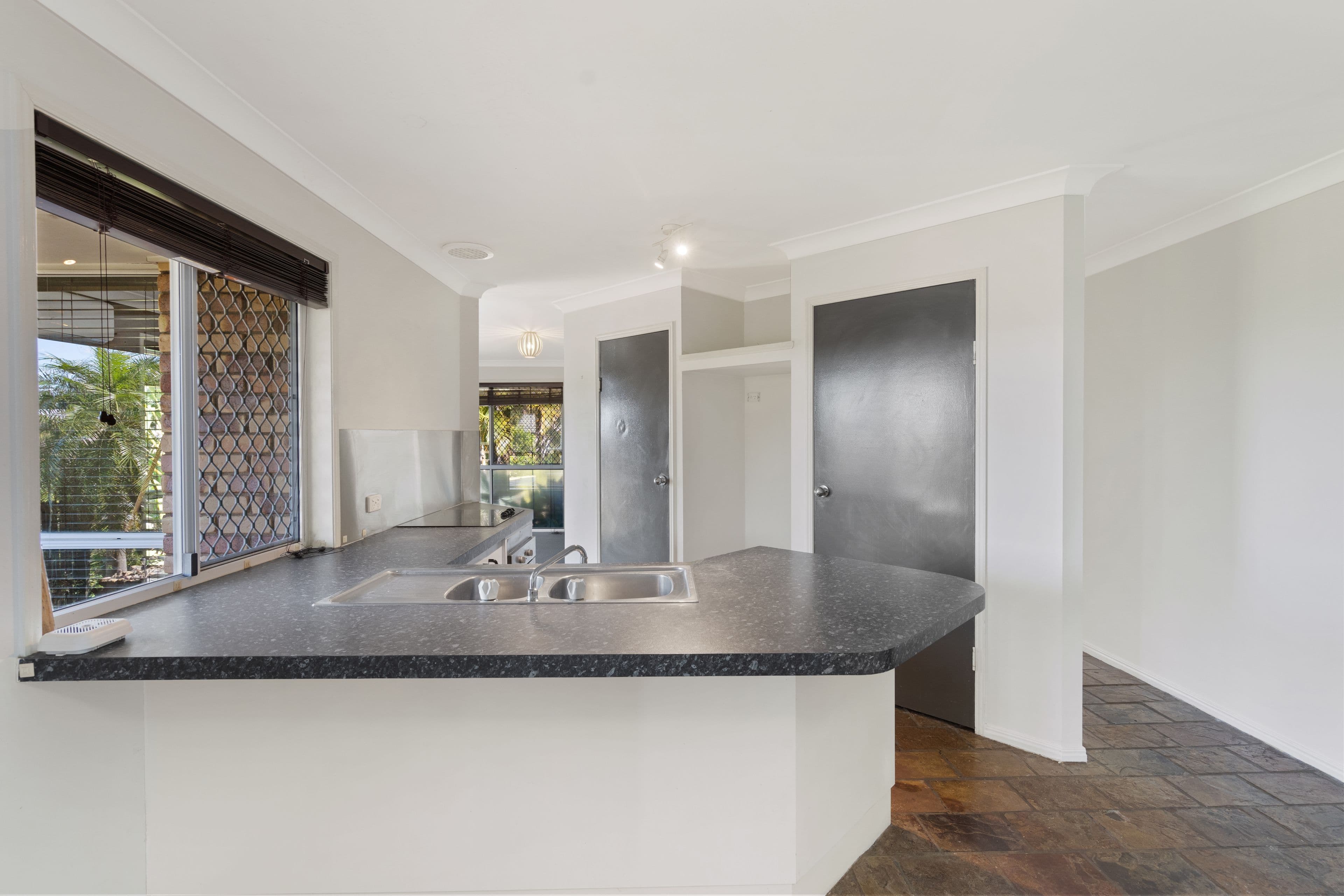 26 Andromeda Avenue, Tanah Merah QLD 4128, Tanah Merah - Thumbnail 5