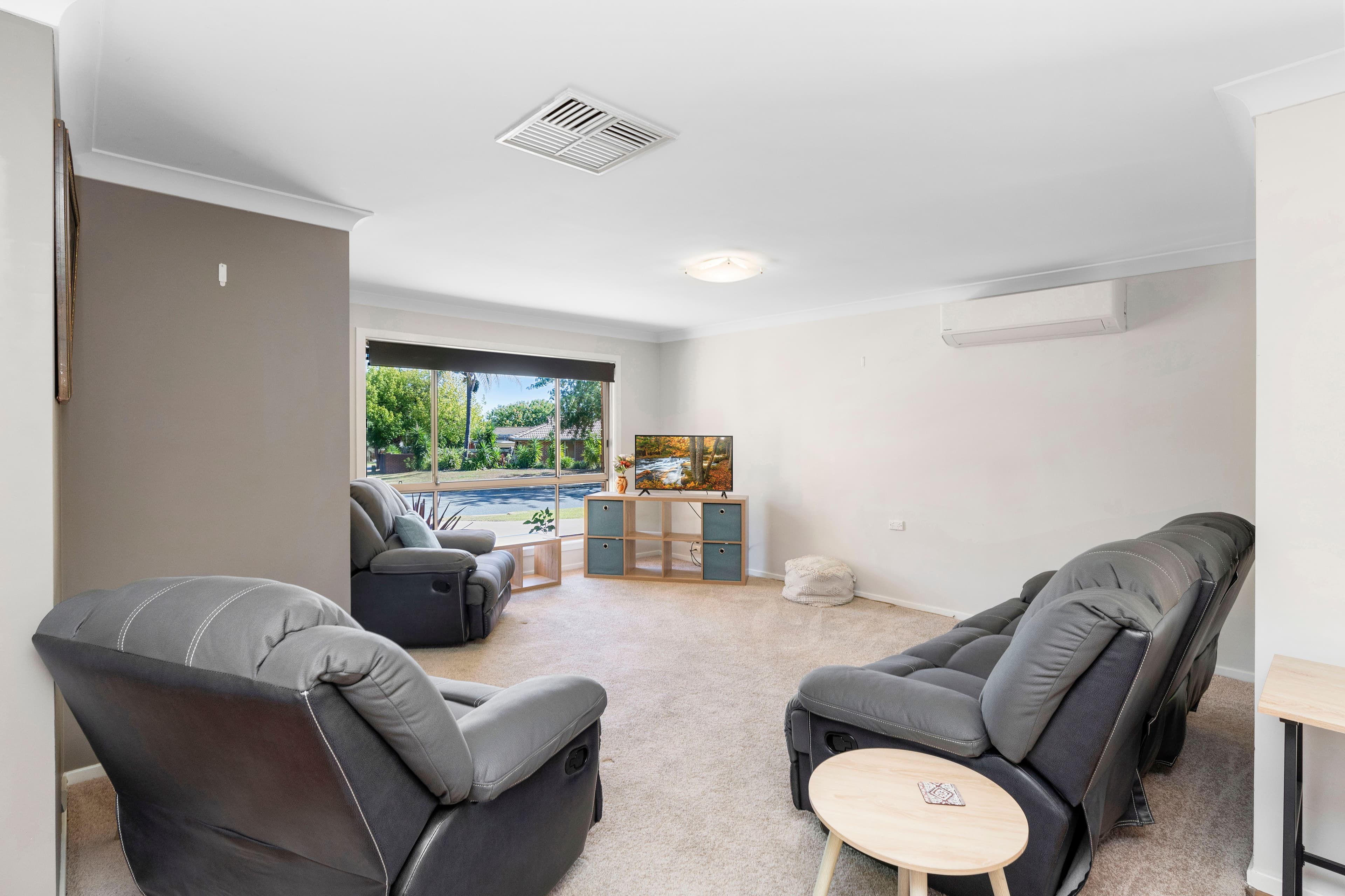 42 Oleander Crescent, Lake Albert NSW 2650, Lake Albert - Thumbnail 2