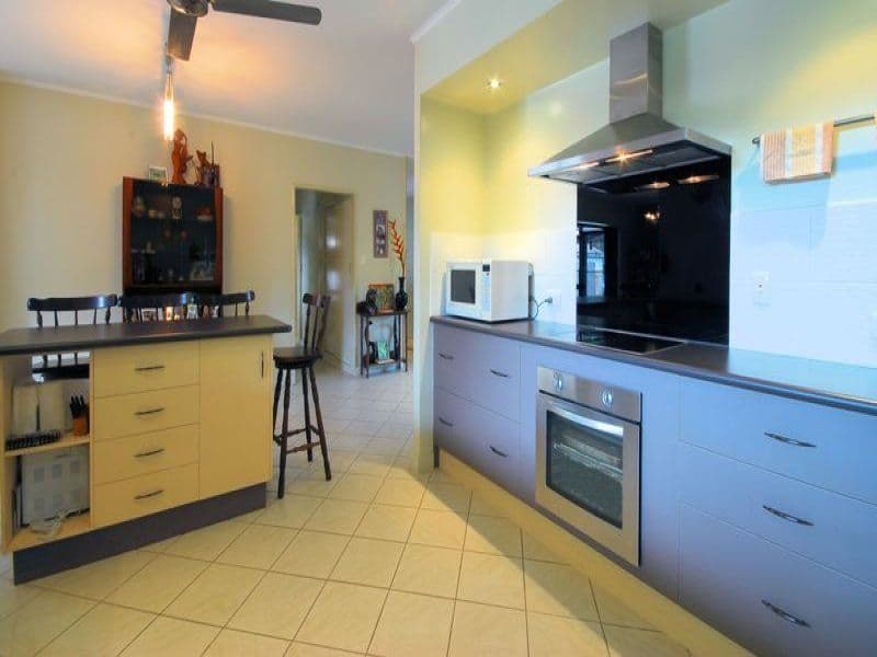 21 Philp Street, HERMIT PARK QLD 4812, Hermit Park - Thumbnail 2