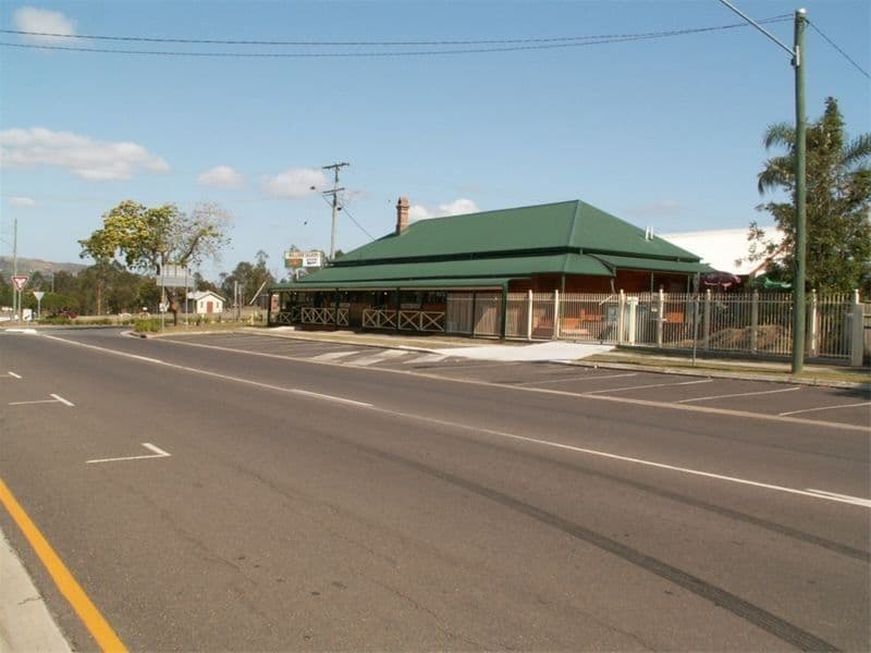 6 Queen Street, Walloon QLD 4306, Walloon - Thumbnail 4