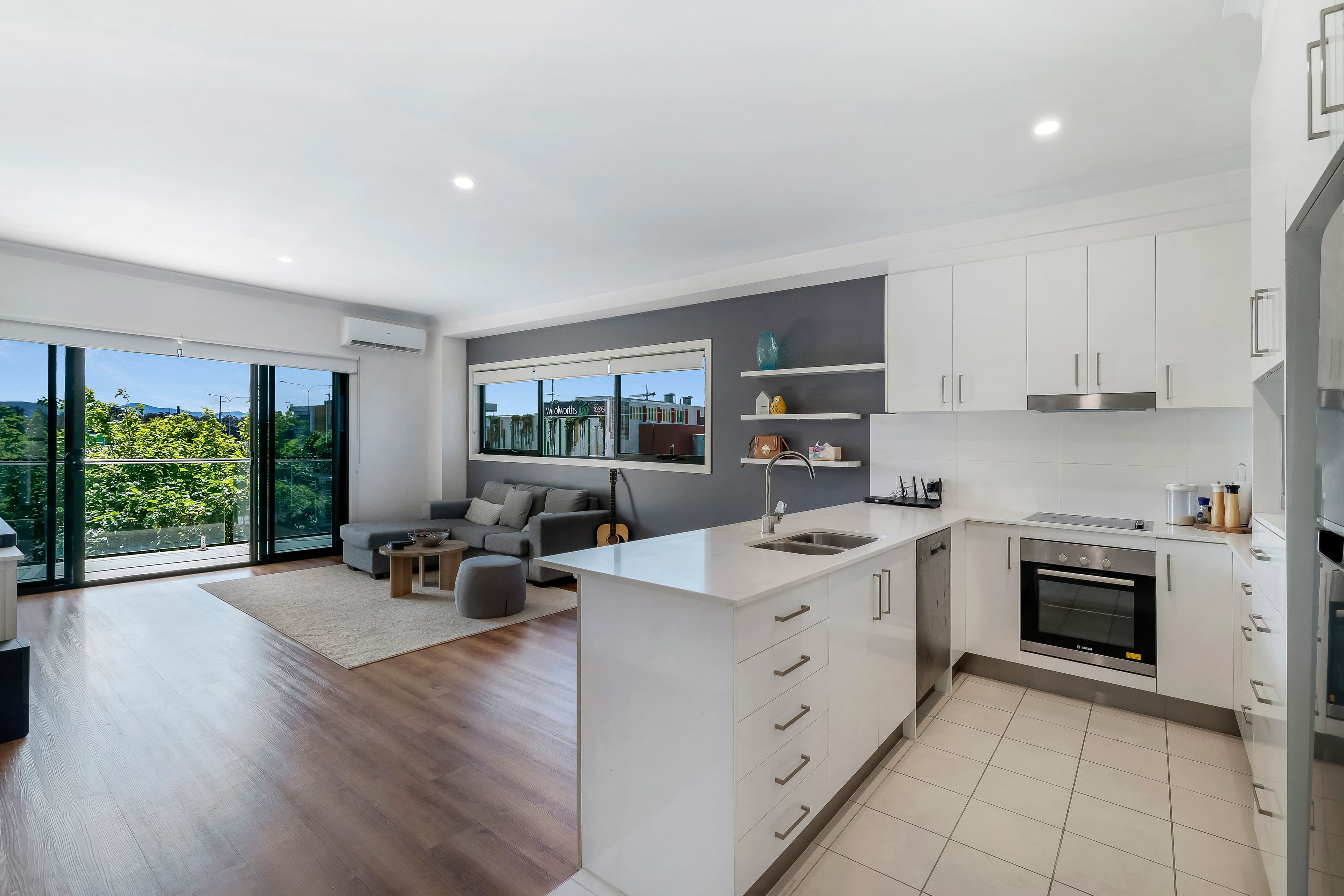 1 Mervyn Thomas Drive, Hope Island QLD 4212, Hope Island - Thumbnail 6