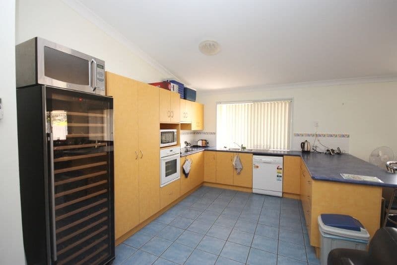 4 Michael Drive, BILOELA QLD 4715, Biloela - Thumbnail 3
