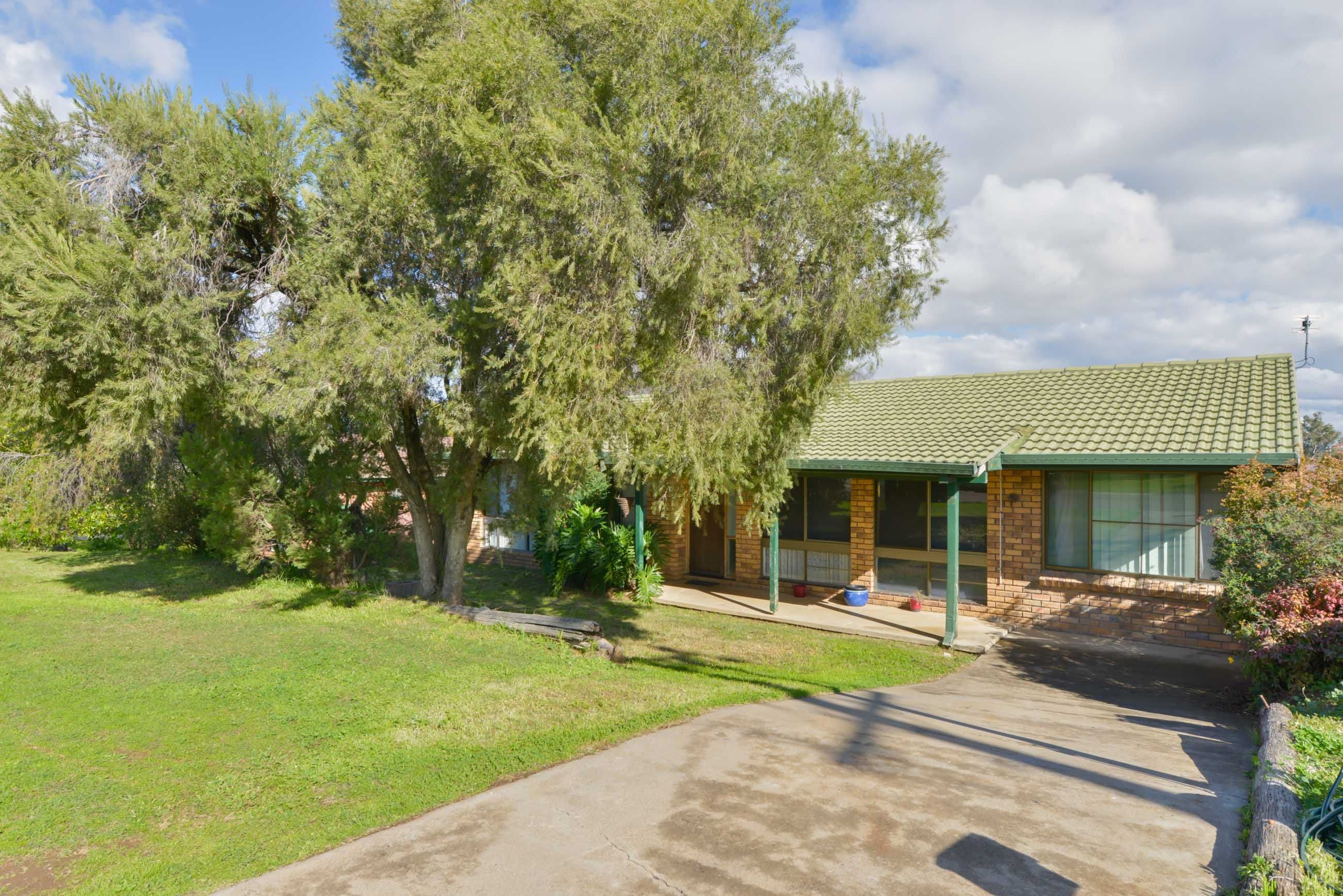 25 Glengarvin Drive, Tamworth NSW 2340, Tamworth - Image 1