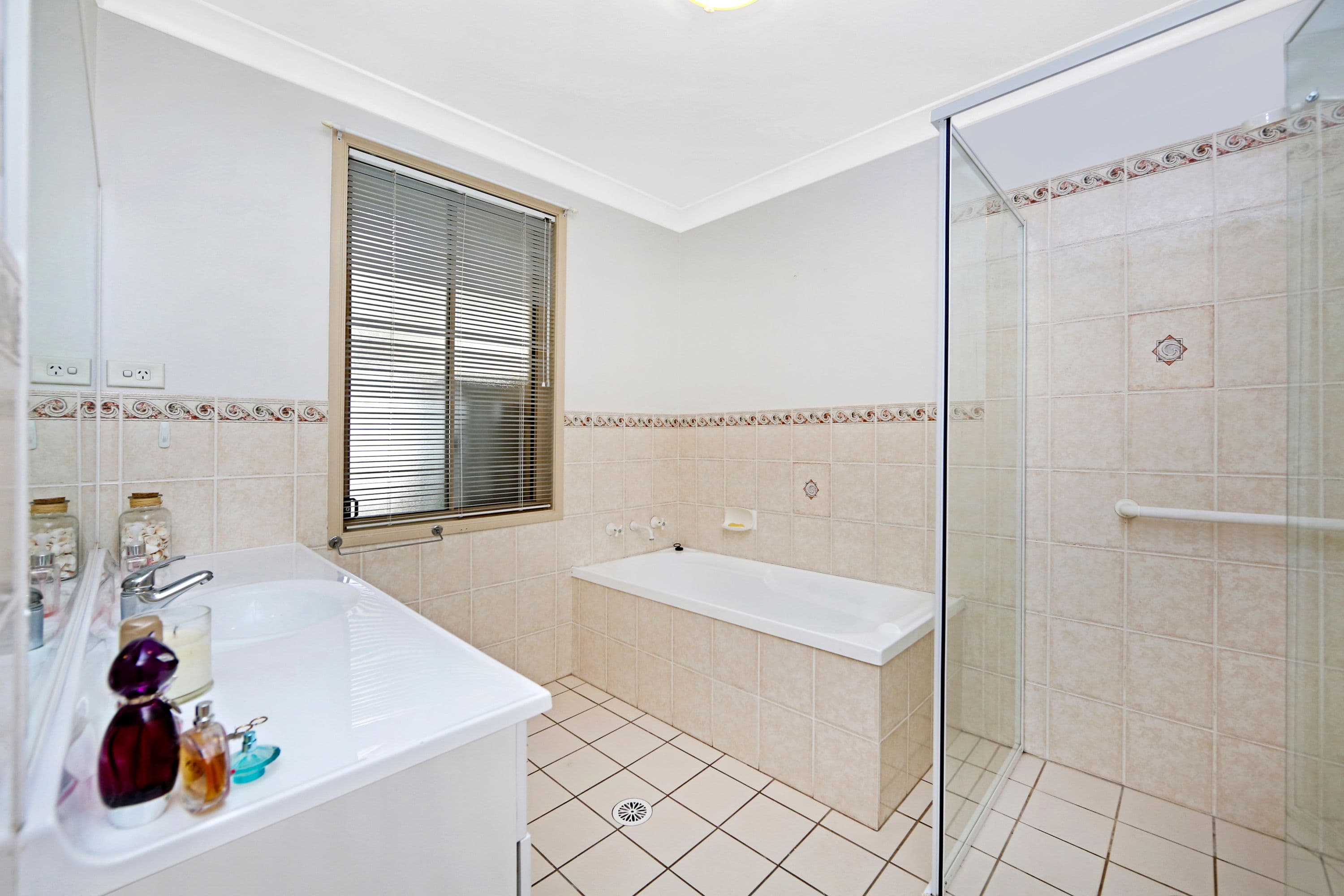 31 Dehavilland Circuit, Hamlyn Terrace - Thumbnail 8