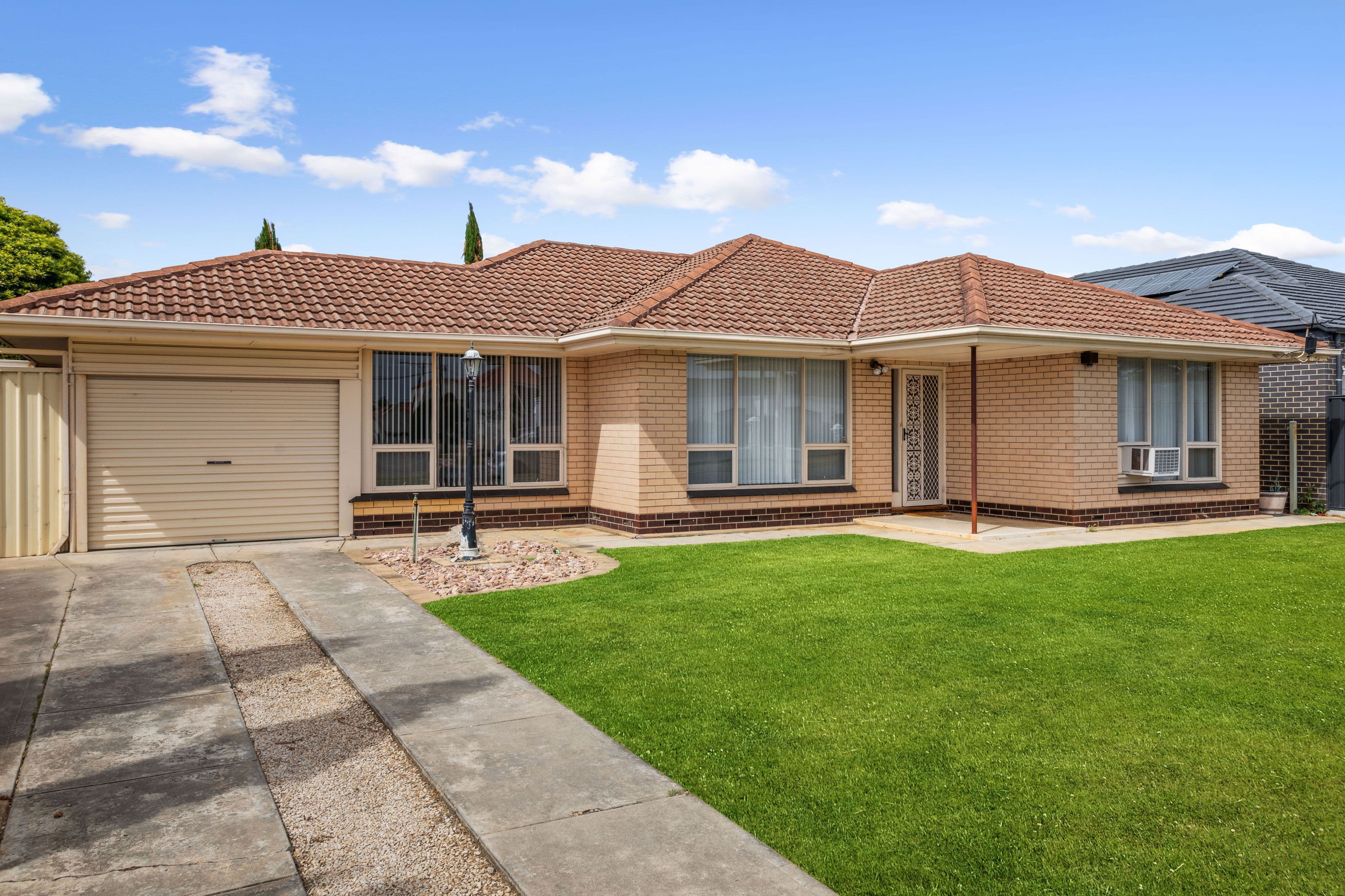 15 Elaine Avenue, Seaton SA 5023, Seaton - Thumbnail 2
