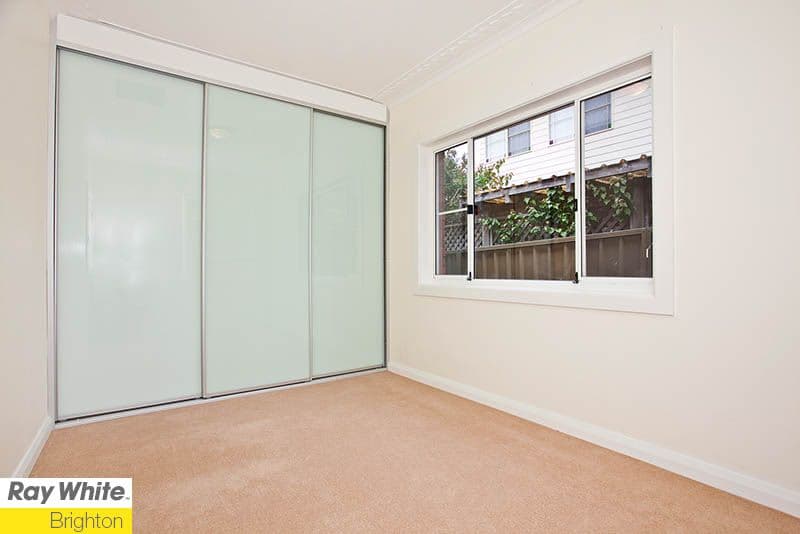 7 Hinkler  Avenue, CARINGBAH NSW 2229, Caringbah - Thumbnail 7