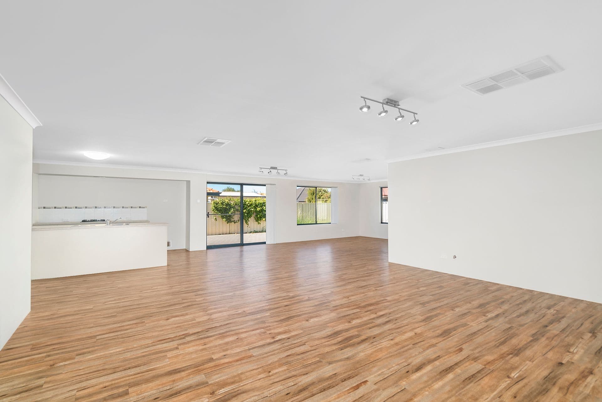 47 Moorings Loop, Sunset Beach WA 6530, Sunset Beach - Thumbnail 3