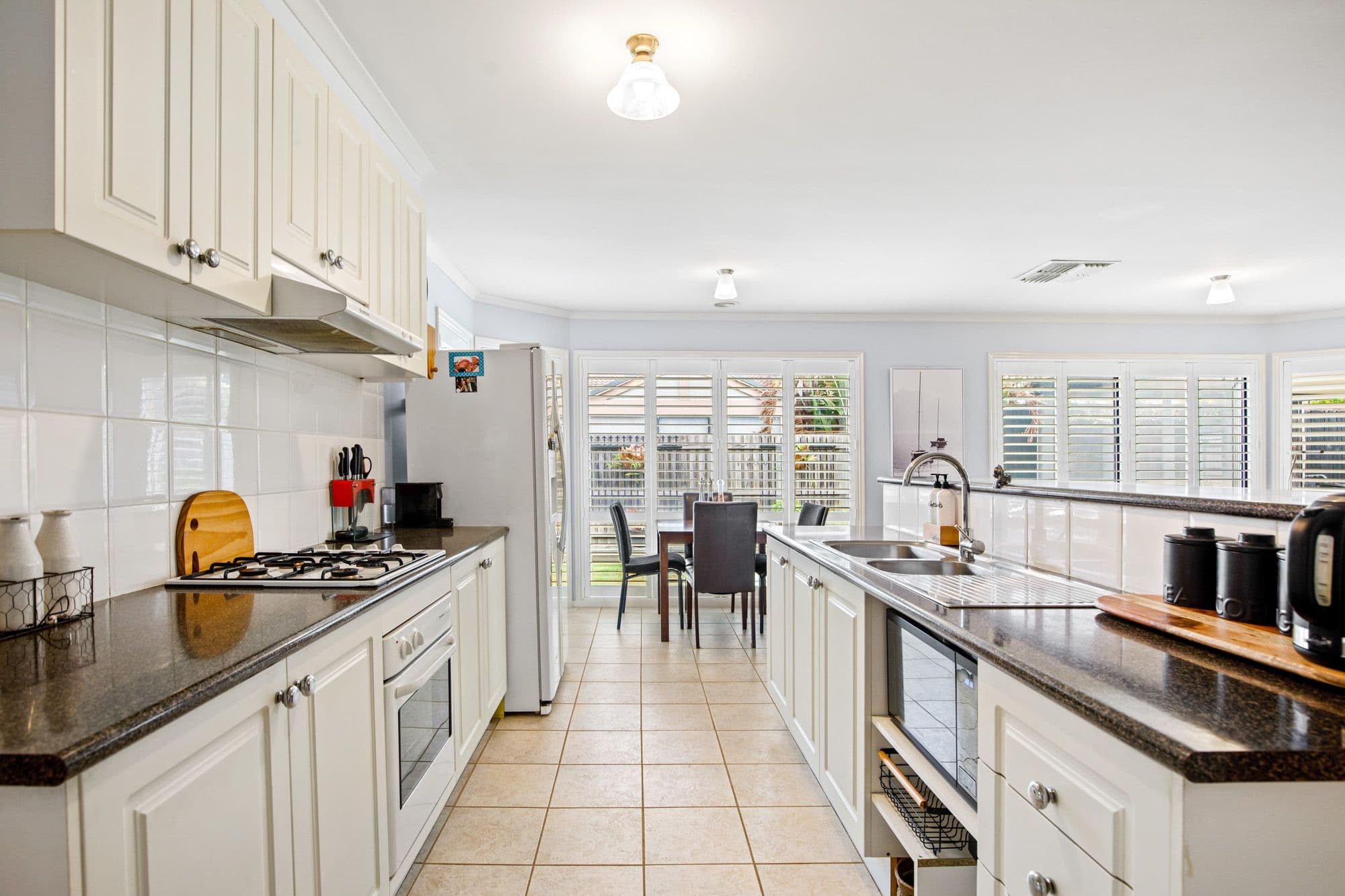 36 Grant Avenue, Werribee VIC 3030, Werribee - Thumbnail 2