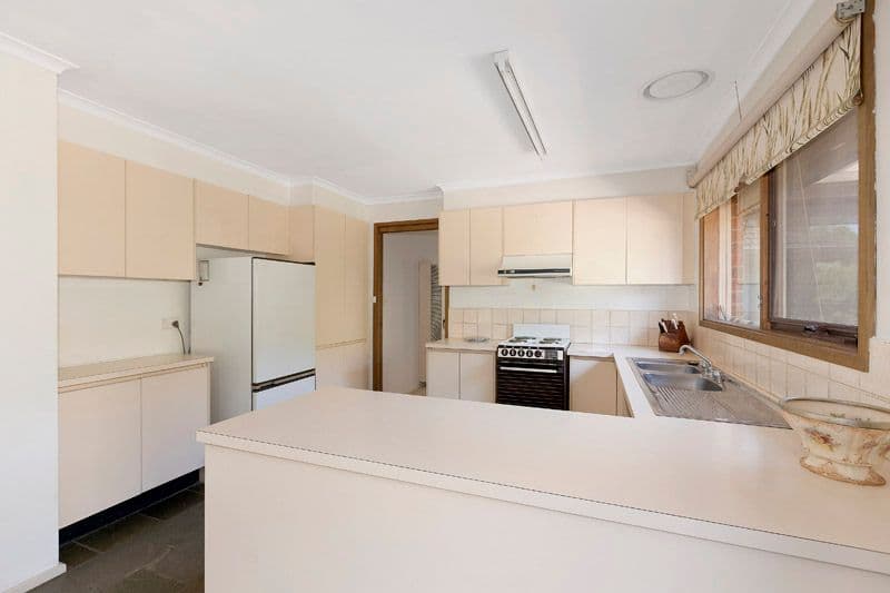 1 Lackenheath Court, Dingley Village VIC 3172, Dingley Village - Thumbnail 5