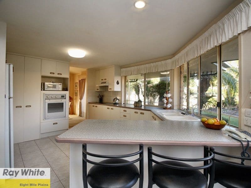 2 Jacaranda Place, Eight Mile Plains QLD 4113, Eight Mile Plains - Thumbnail 2