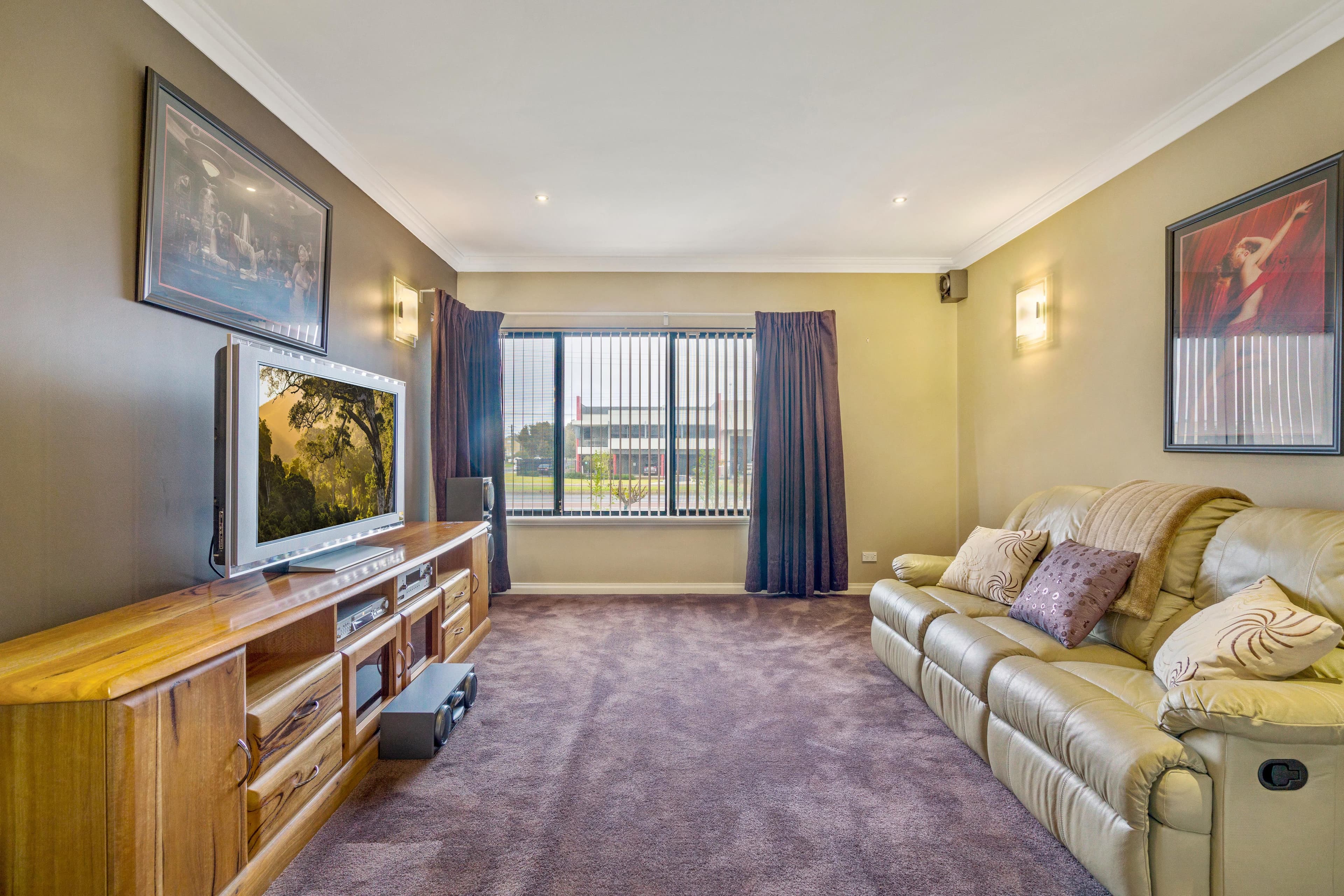 306 Illawarra Crescent, Ballajura WA 6066, Ballajura - Thumbnail 4