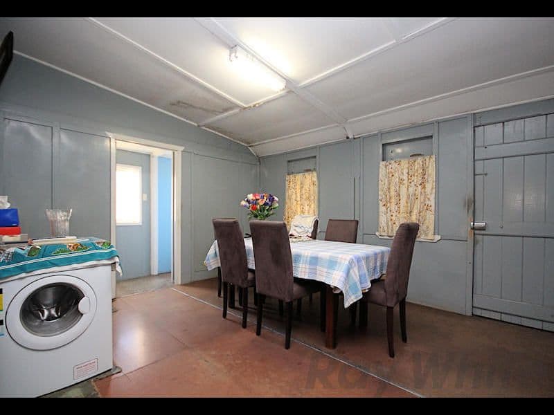 7 William Street, BUNDAMBA QLD 4304, Bundamba - Thumbnail 3