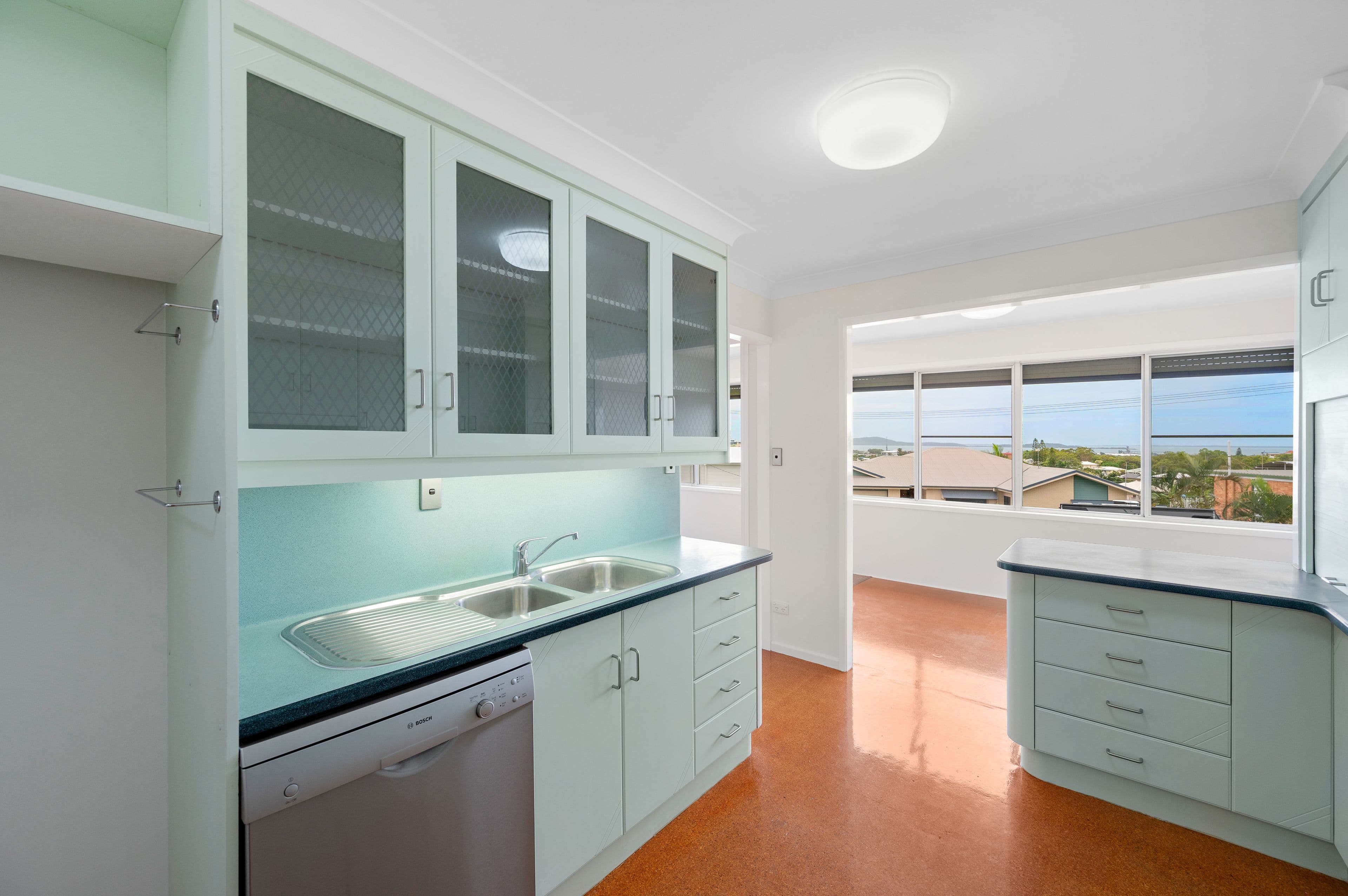 23 Hill Crescent, West Gladstone QLD 4680, West Gladstone - Thumbnail 5