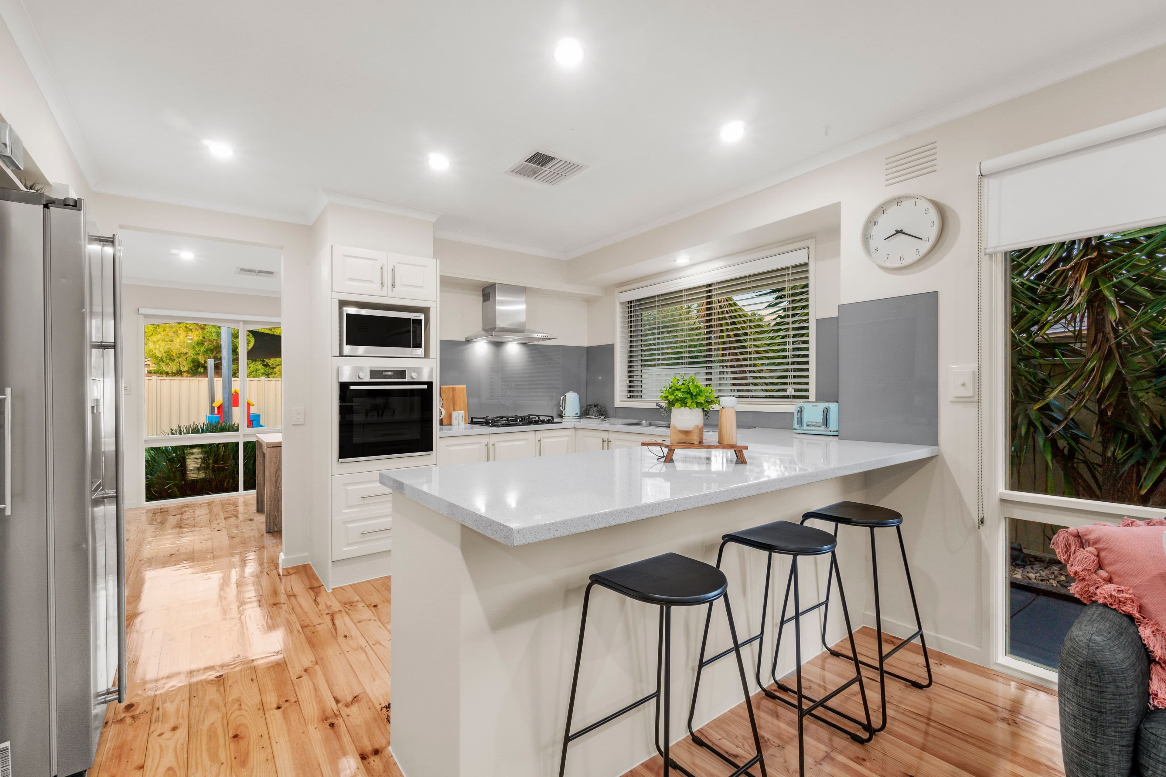 59 Buckmaster Drive, Mill Park VIC 3082, Mill Park - Thumbnail 3
