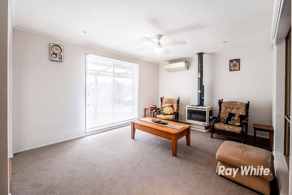 12 Navarre Drive, Cranbourne West VIC 3977, Cranbourne West - Image 1