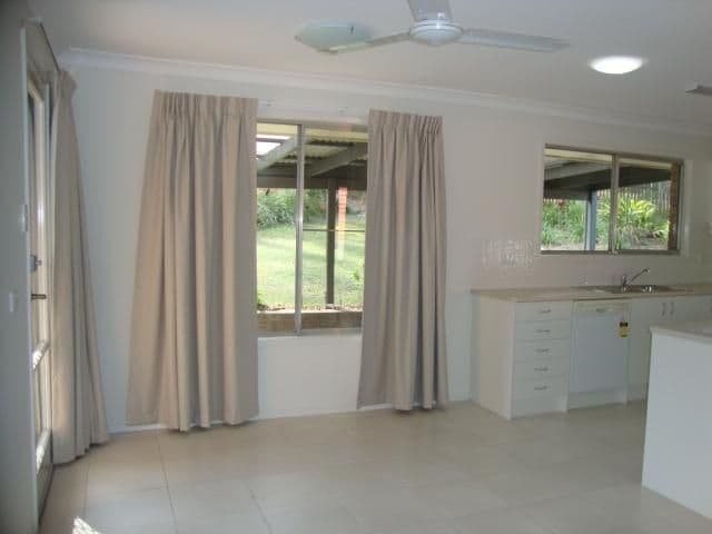 16 Conebush Crescent, BELLBOWRIE QLD 4070, Bellbowrie - Thumbnail 5