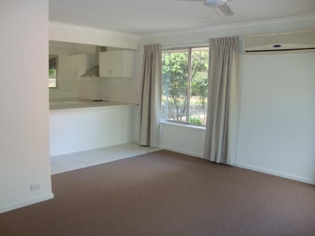 16 Conebush Crescent, BELLBOWRIE QLD 4070, Bellbowrie - Thumbnail 8