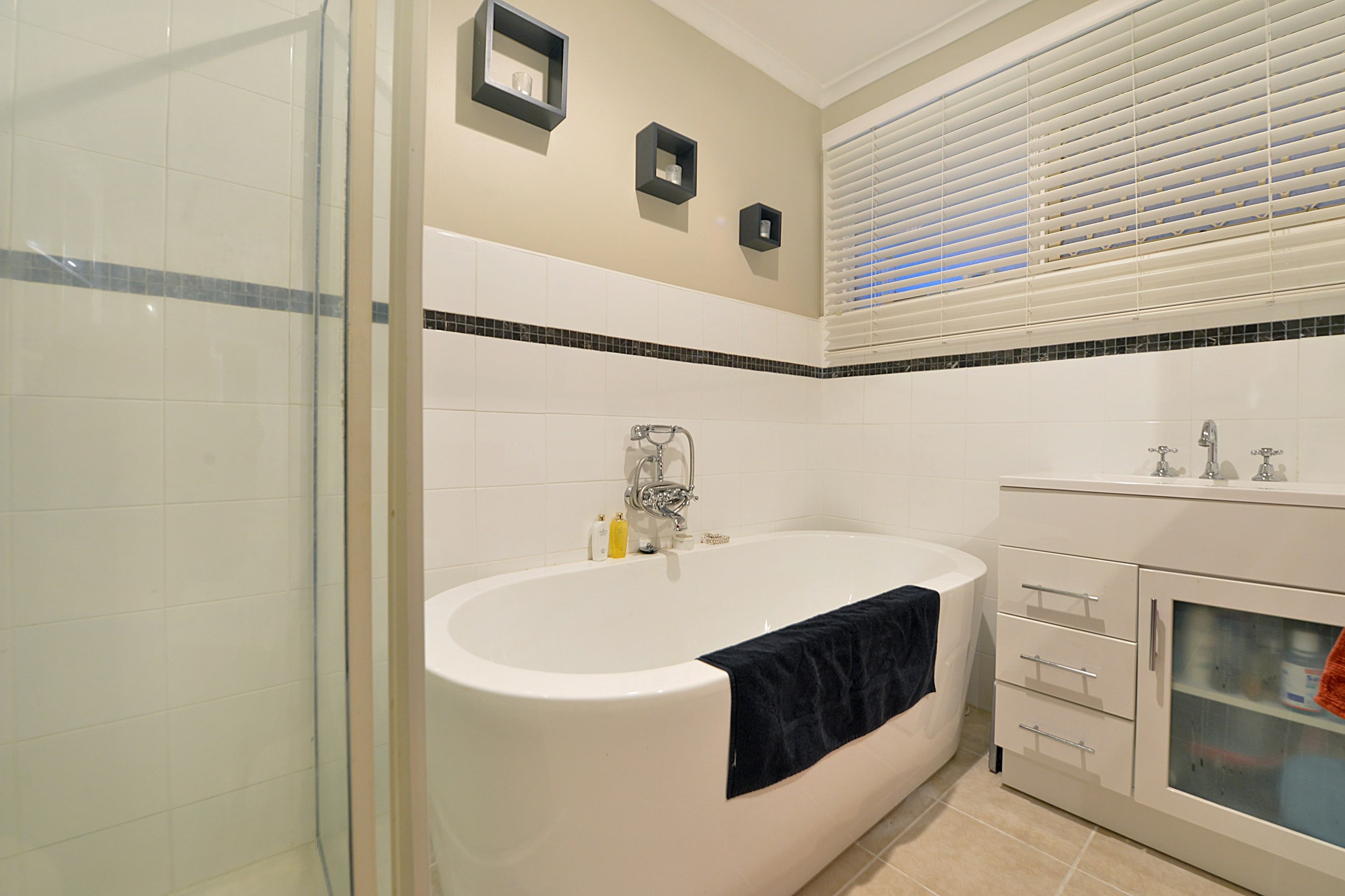 32 Johnson Drive, Ferntree Gully VIC 3156, Ferntree Gully - Thumbnail 7