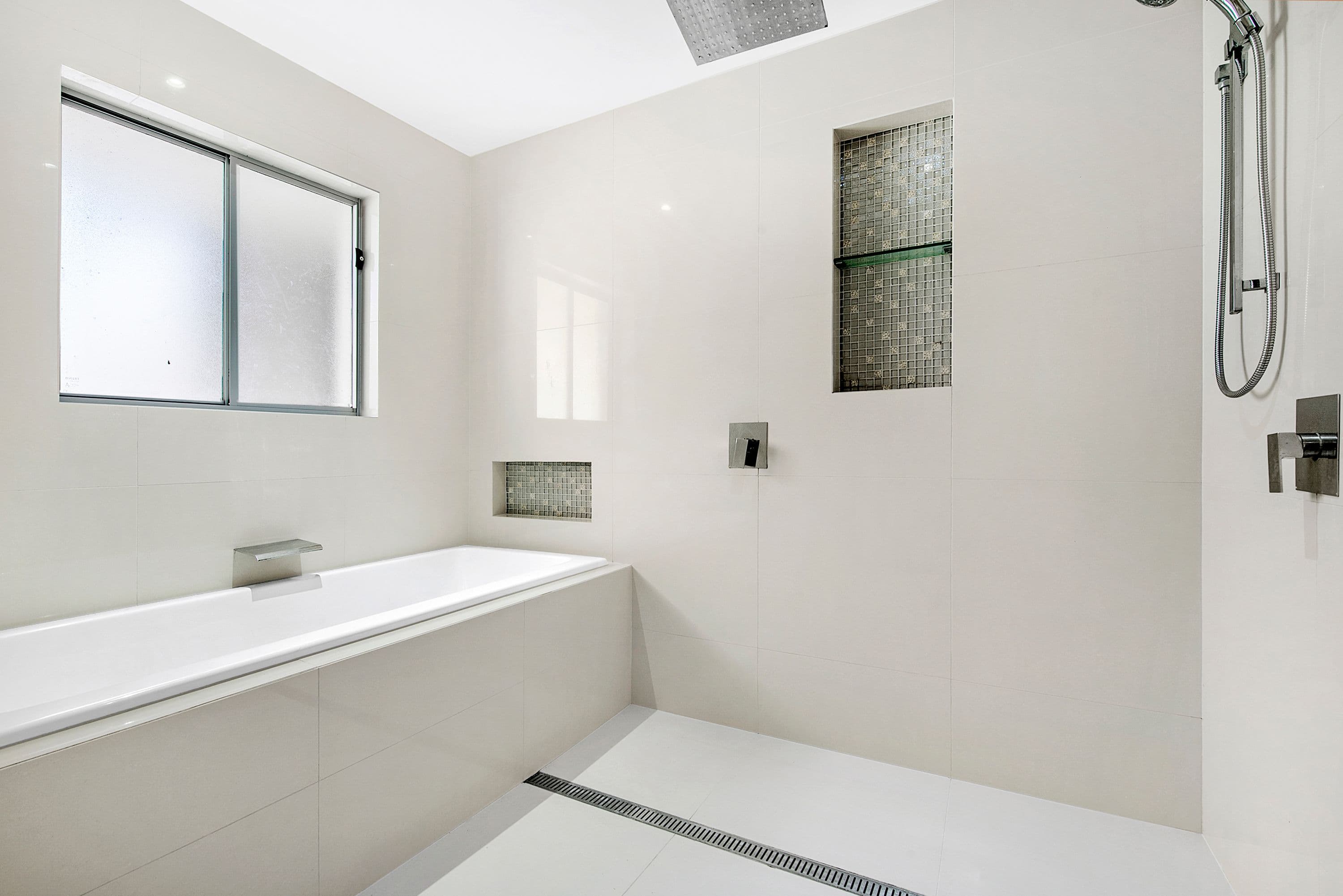 35 Rumrunner Street, Mermaid Waters QLD 4218, Mermaid Waters - Thumbnail 6