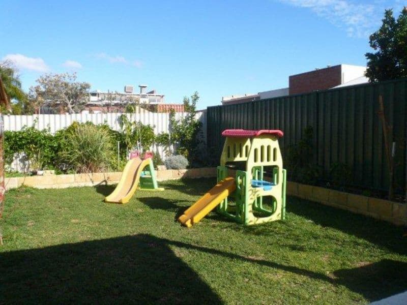 135B Lansdowne Road, KENSINGTON WA 6151, Kensington - Thumbnail 2