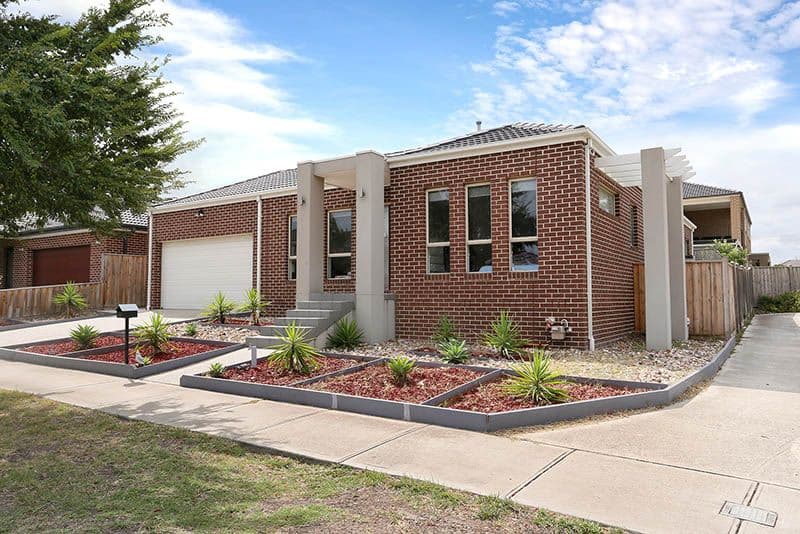 18 Karagola Terrace, Epping VIC 3076, Epping - Thumbnail 2