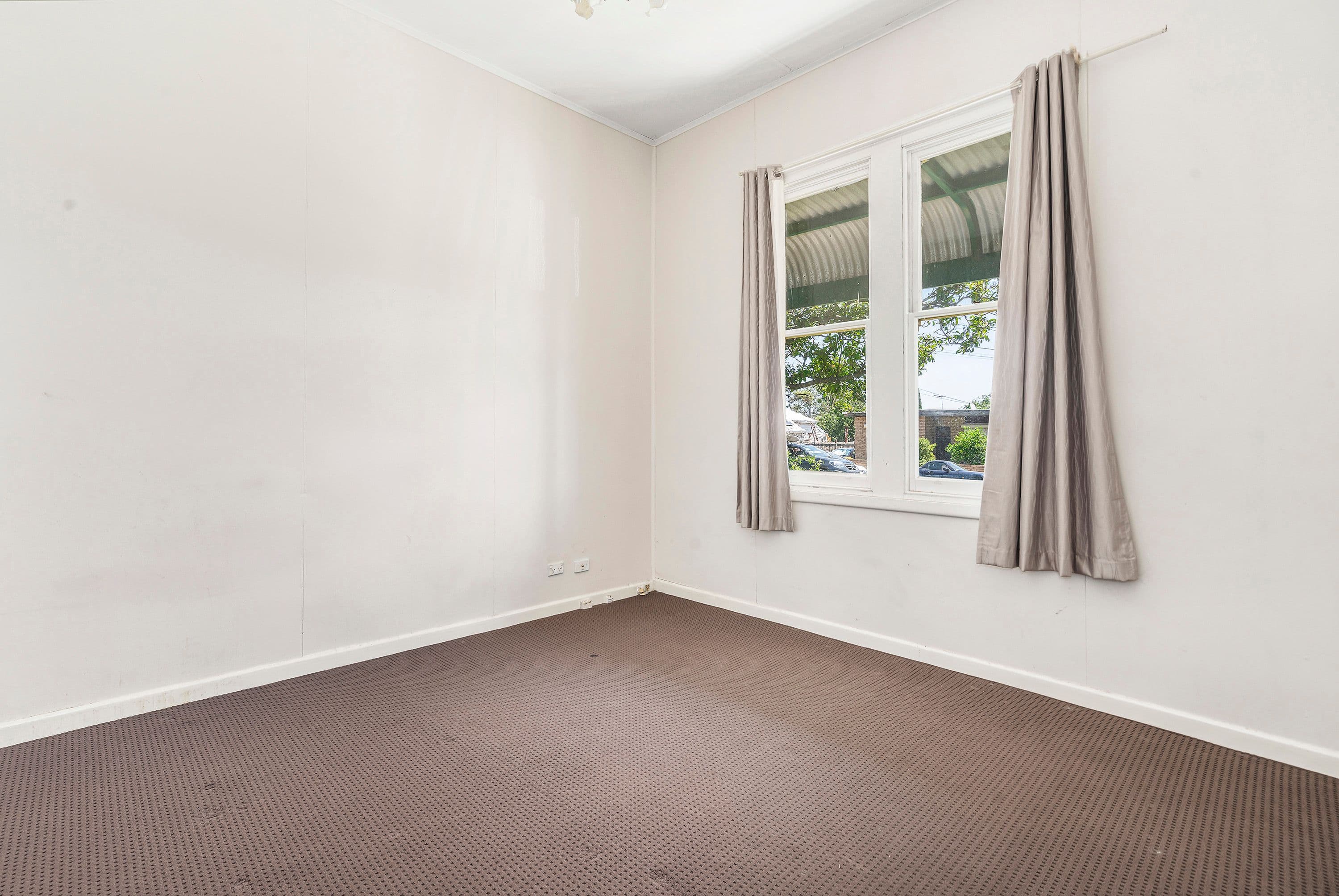 30 Graham Street, Sunshine VIC 3020, Sunshine - Thumbnail 6
