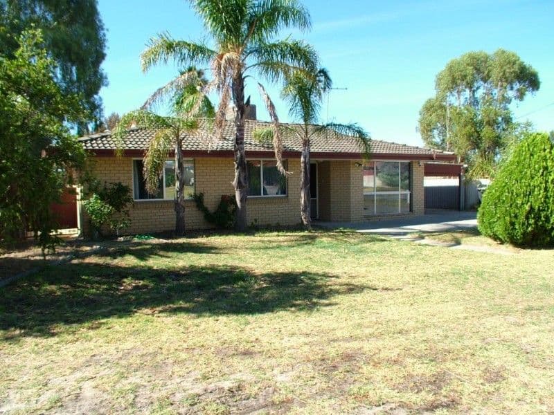 9 Roderick Close, GOSNELLS WA 6110, Gosnells - Image 1