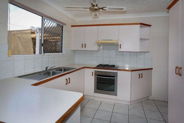 7 Feeney Avenue, RASMUSSEN QLD 4815, Rasmussen - Thumbnail 2