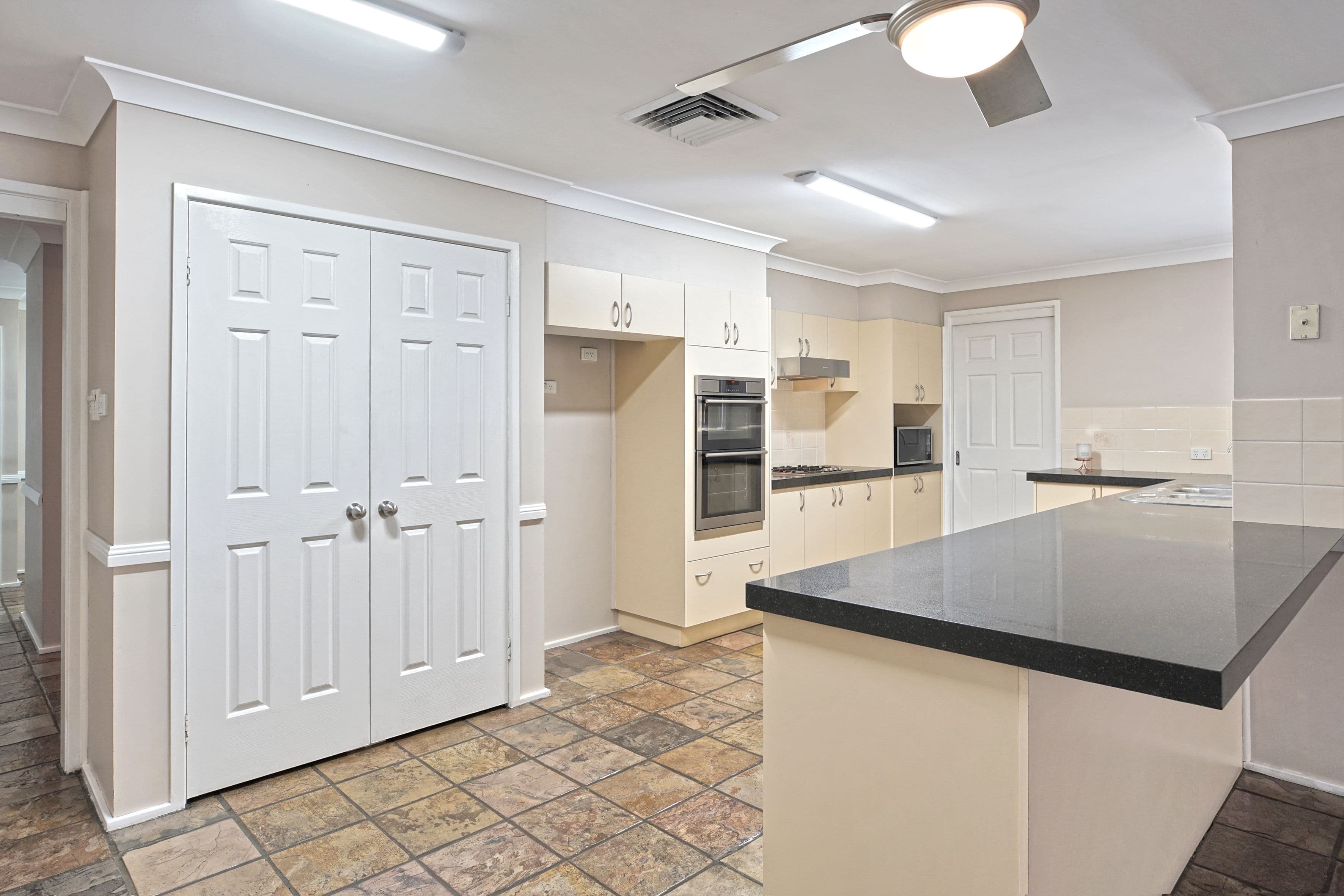 2 Tugra Close, Glenmore Park NSW 2745, Glenmore Park - Thumbnail 3