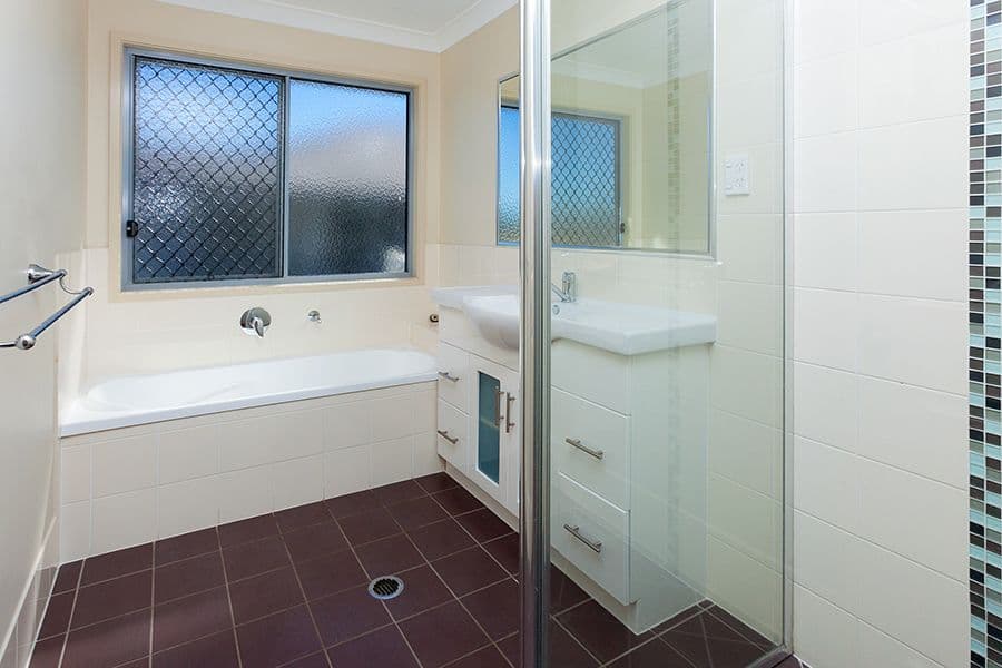 17 Harold Reinhardt Drive, Redbank Plains QLD 4301, Redbank Plains - Thumbnail 6