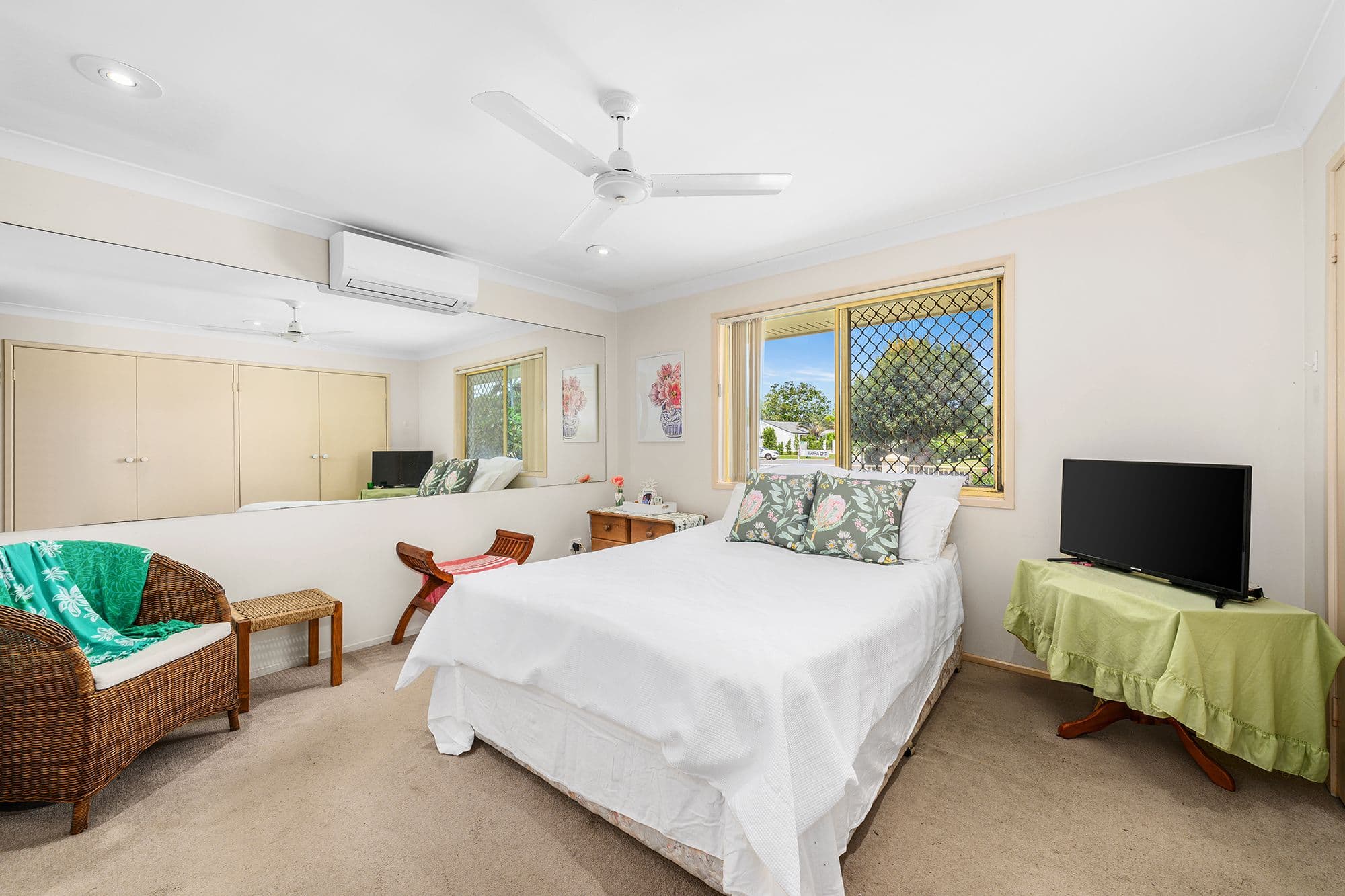1 Mayra Court, Mermaid Waters QLD 4218, Mermaid Waters - Thumbnail 8