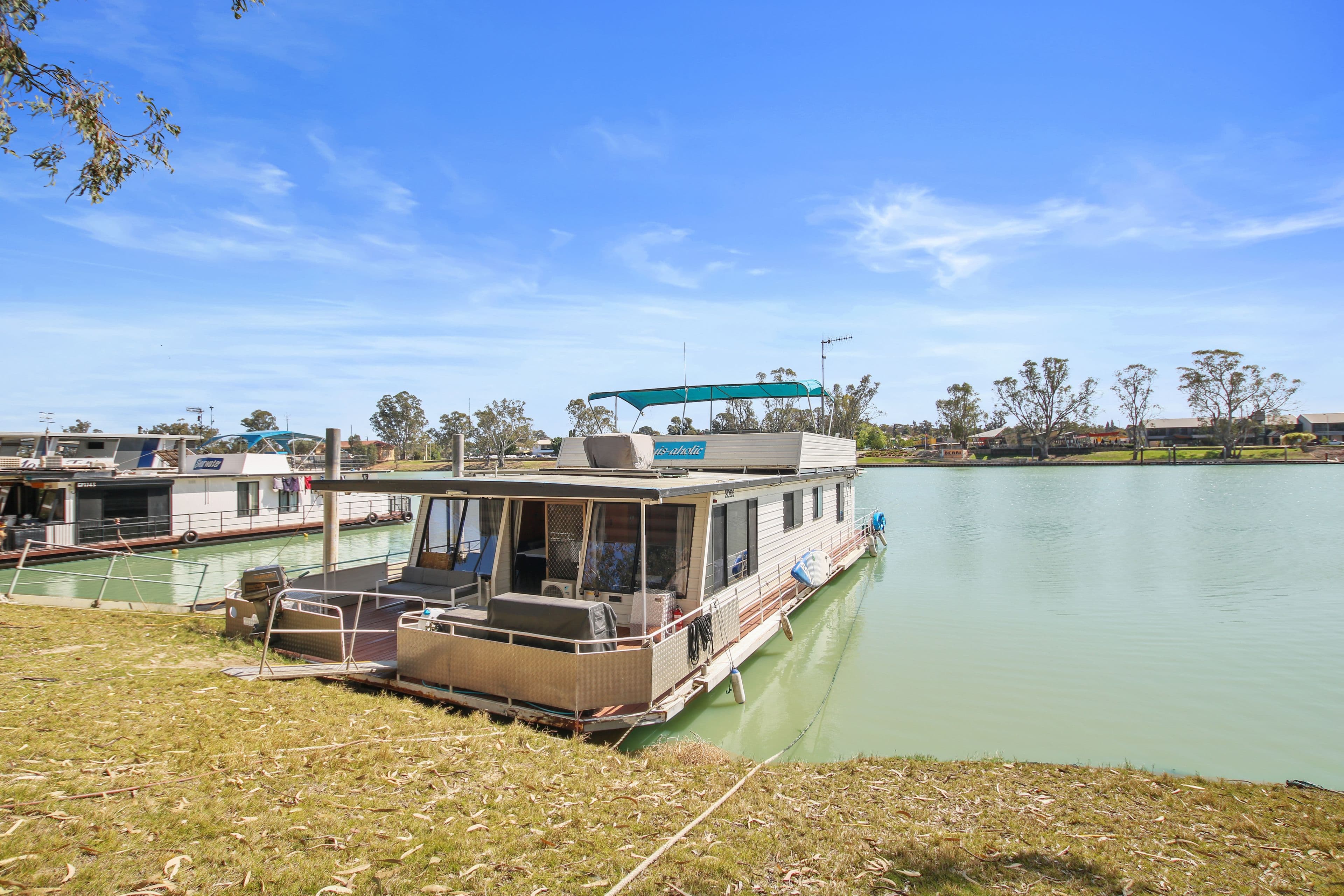 "Cruis-aholic" Old Ferry Road, Berri SA 5343, Berri - Image 1