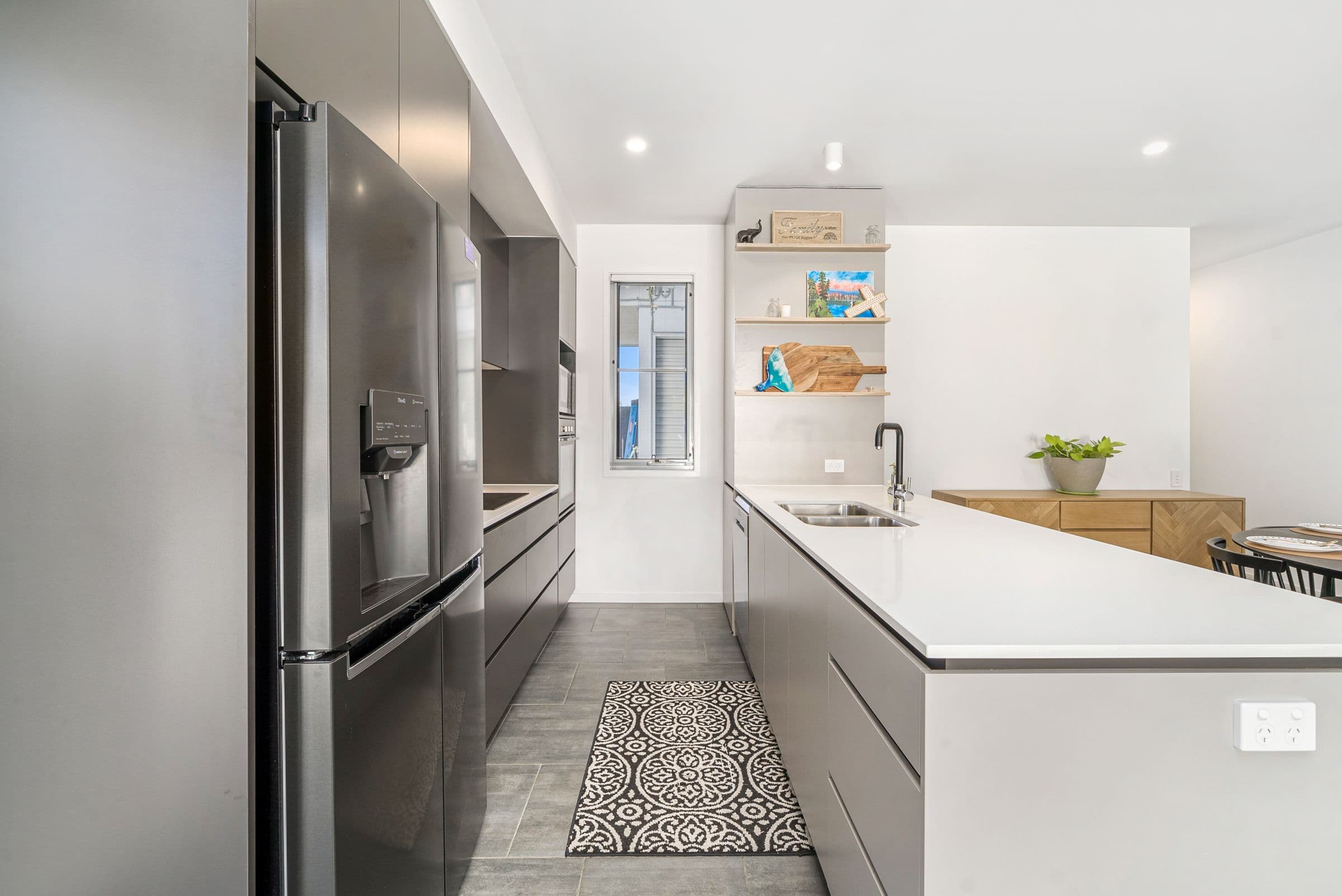 15 Captain Avenue, Newport QLD 4020, Newport - Thumbnail 6