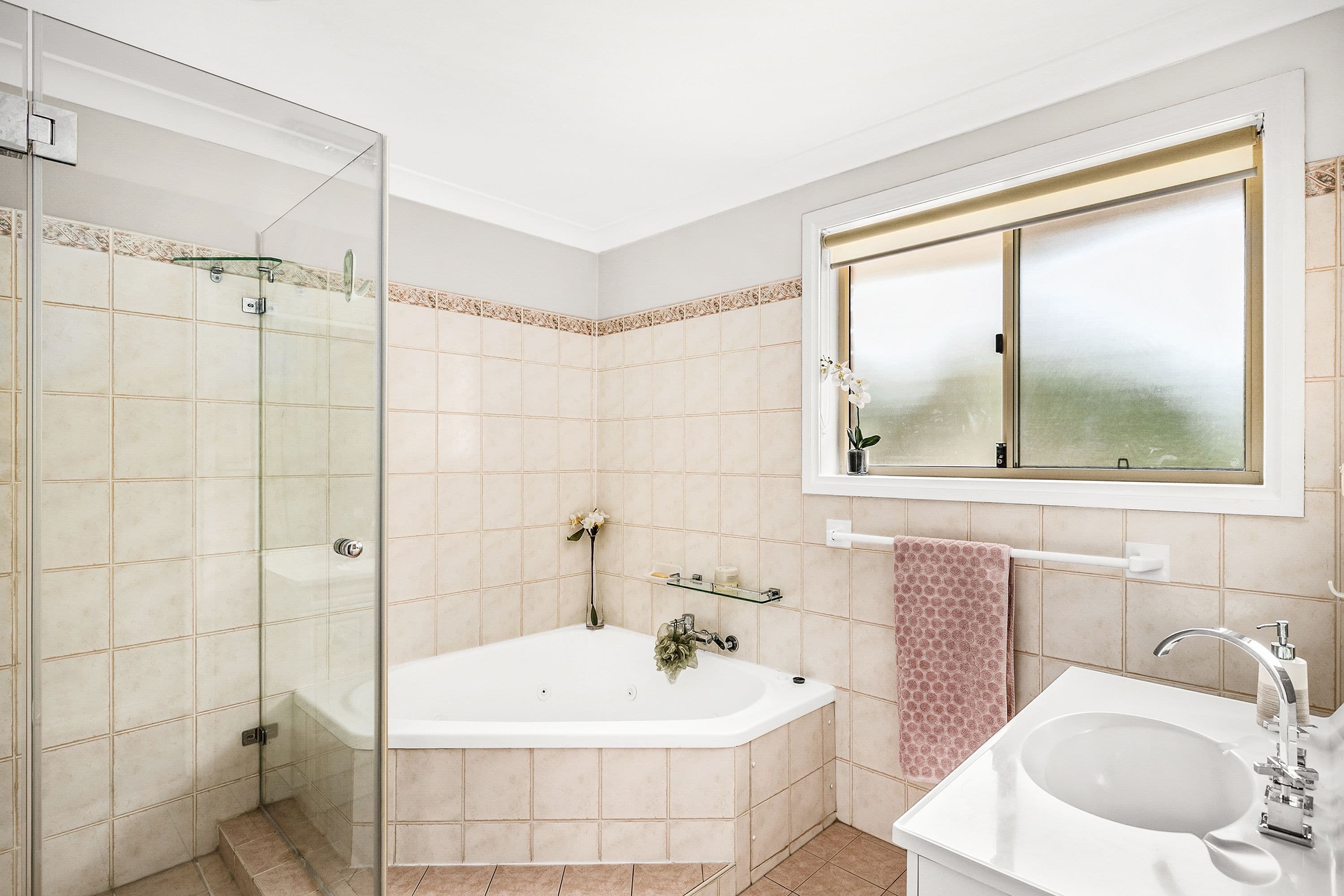 27 Bassett Place, Castle Hill NSW 2154, Castle Hill - Thumbnail 5