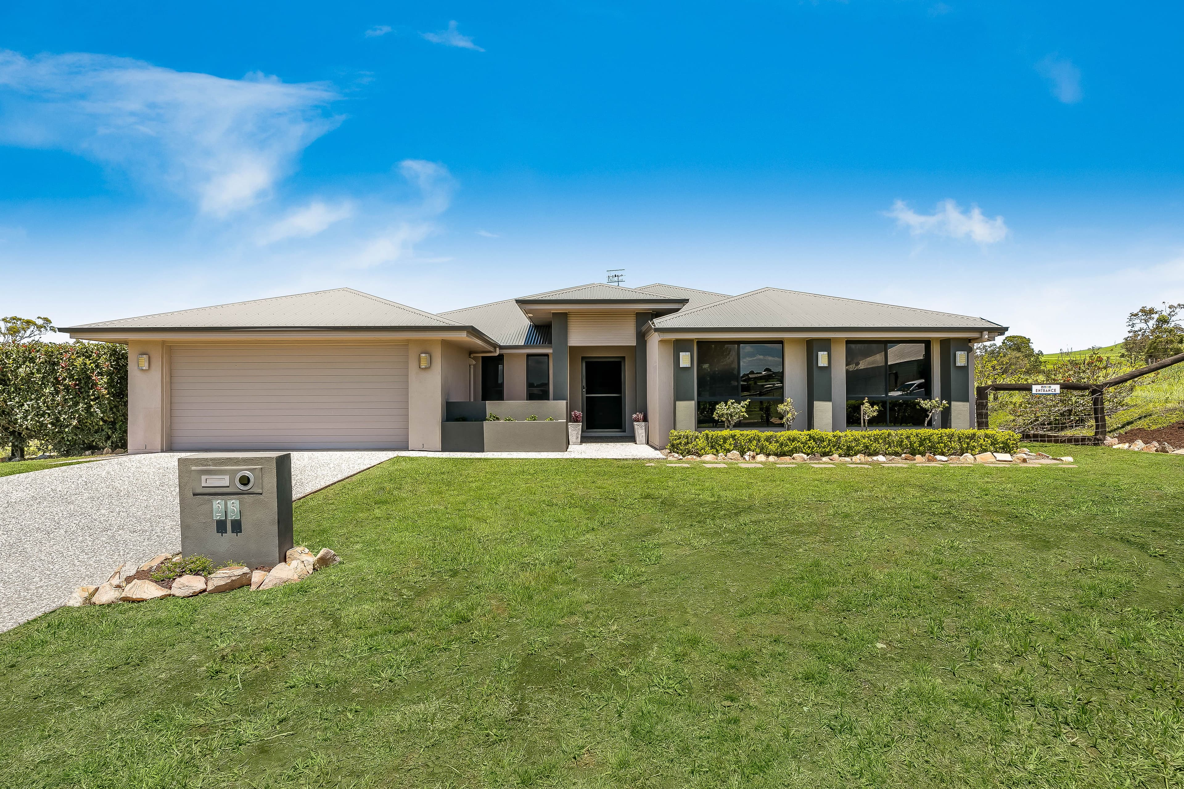 25 Northerly Drive, Hodgson Vale QLD 4352, Hodgson Vale - Thumbnail 2