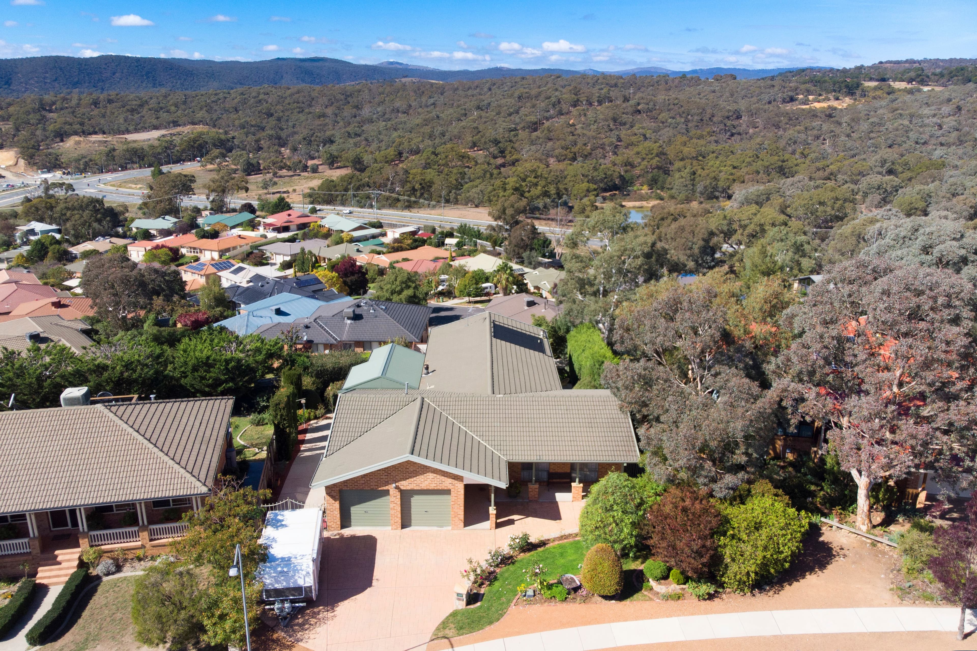 122 Candlebark Road, Karabar - Thumbnail 3