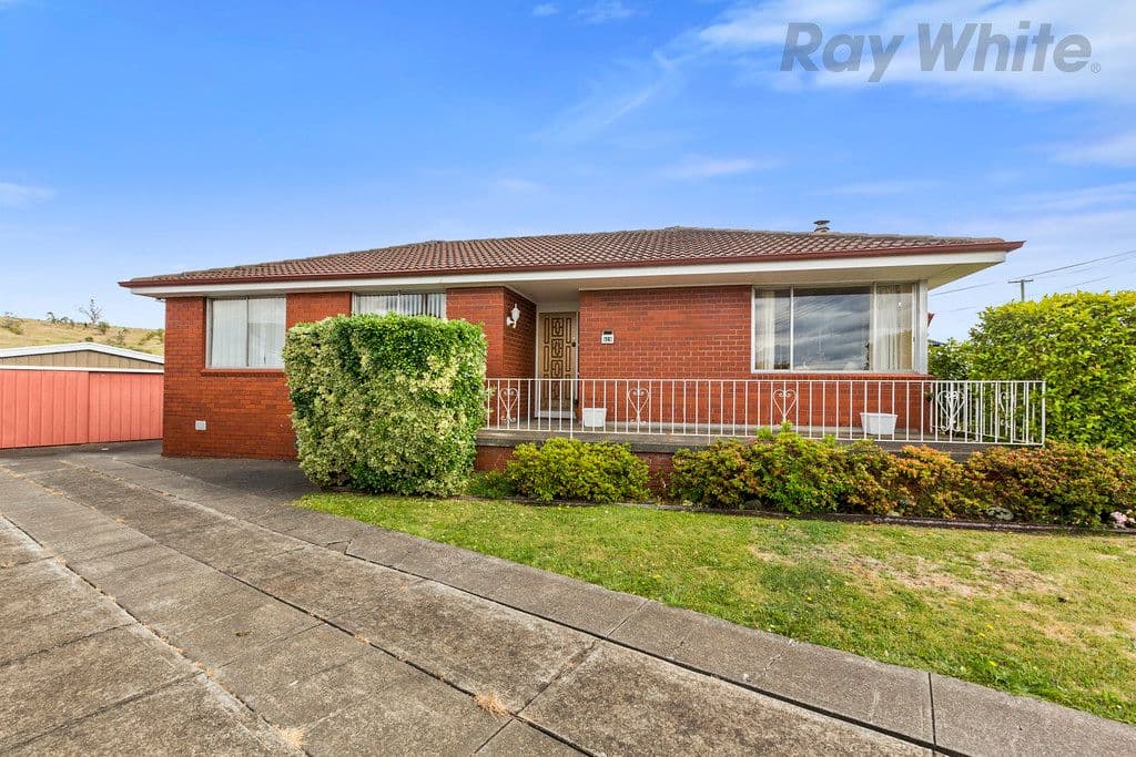 53 Watsonia Road, Gooseberry Hill WA 6076, Maida Vale - Thumbnail 2