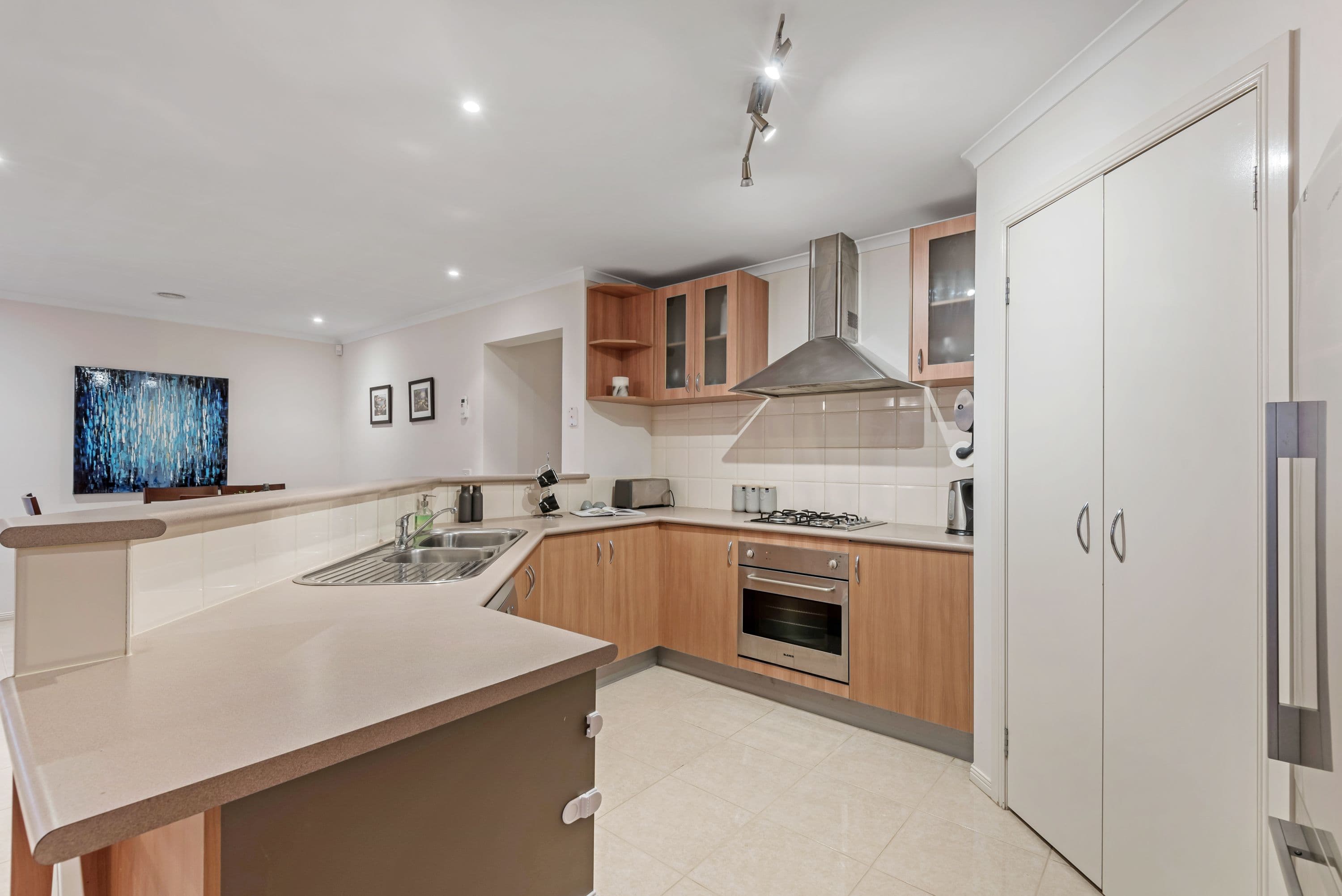 12 Conrad Terrace, Taylors Hill VIC 3037, Taylors Hill - Thumbnail 7